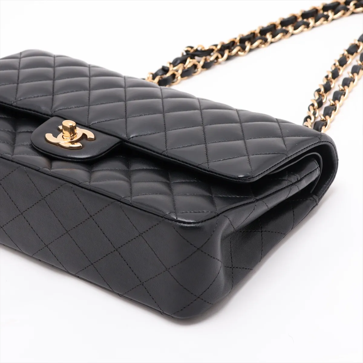 [Individually packaged] Chanel Matelassé 25 Lambskin Double Flap Double Chain Bag, Black with Gold Hardware, 31031740, Serial Number 31-A01112 — view 3
