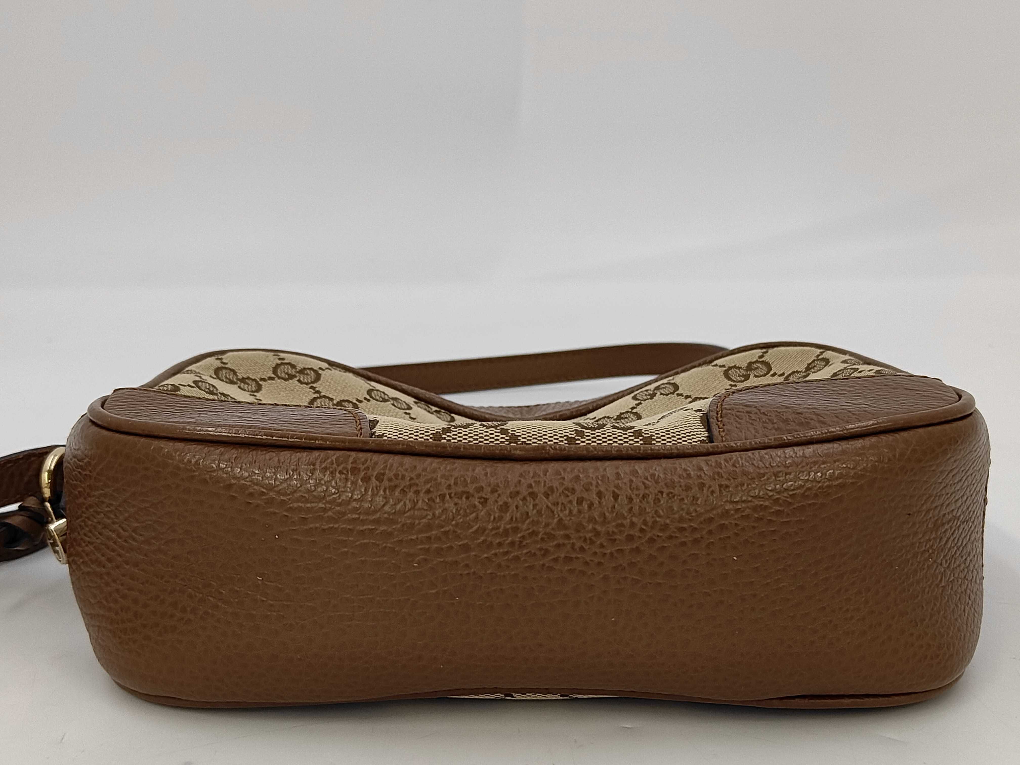 GG Canvas Shoulder Bag — view 4