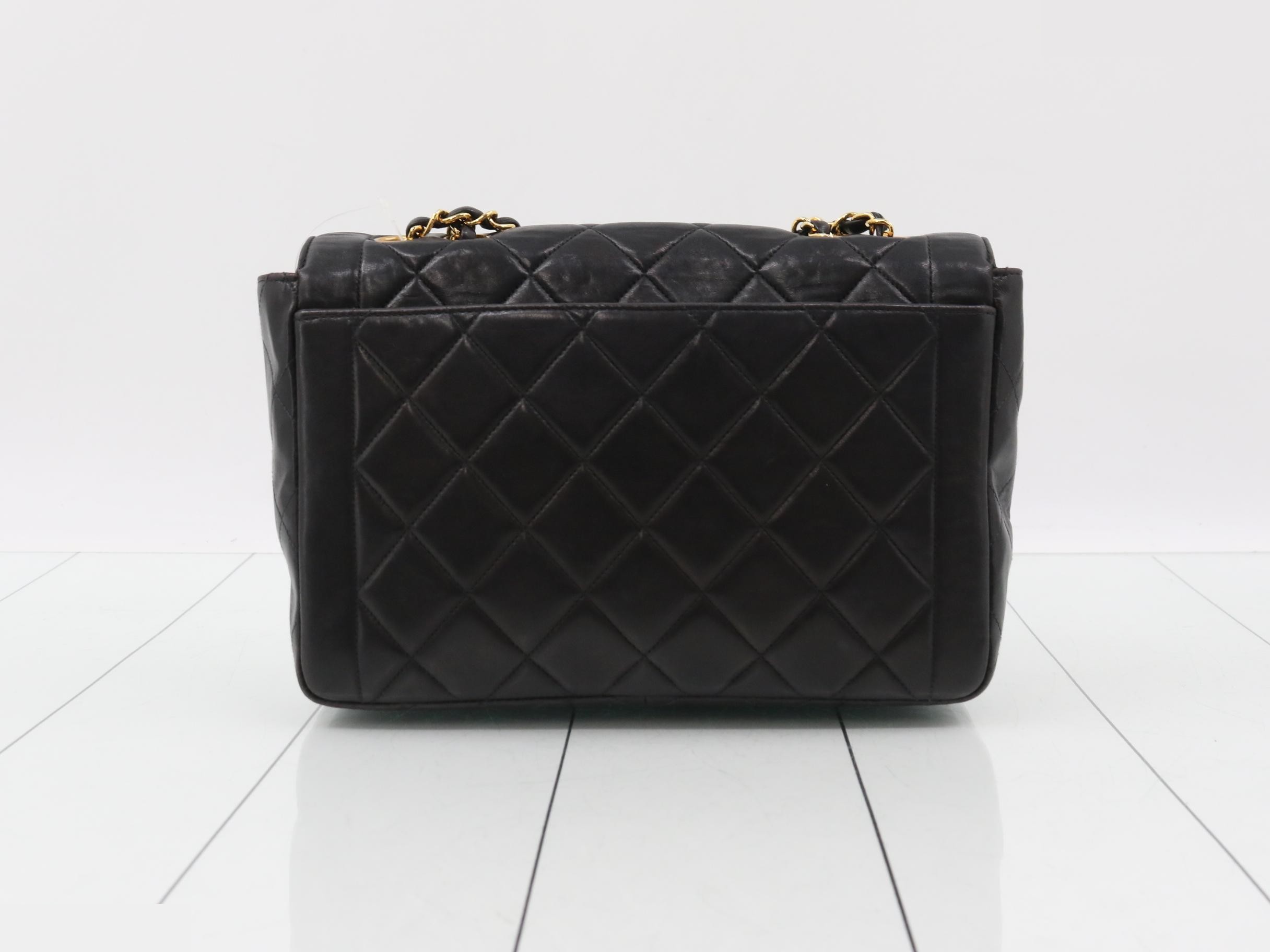 Matelassé (bag) - Shoulder bag — view 2