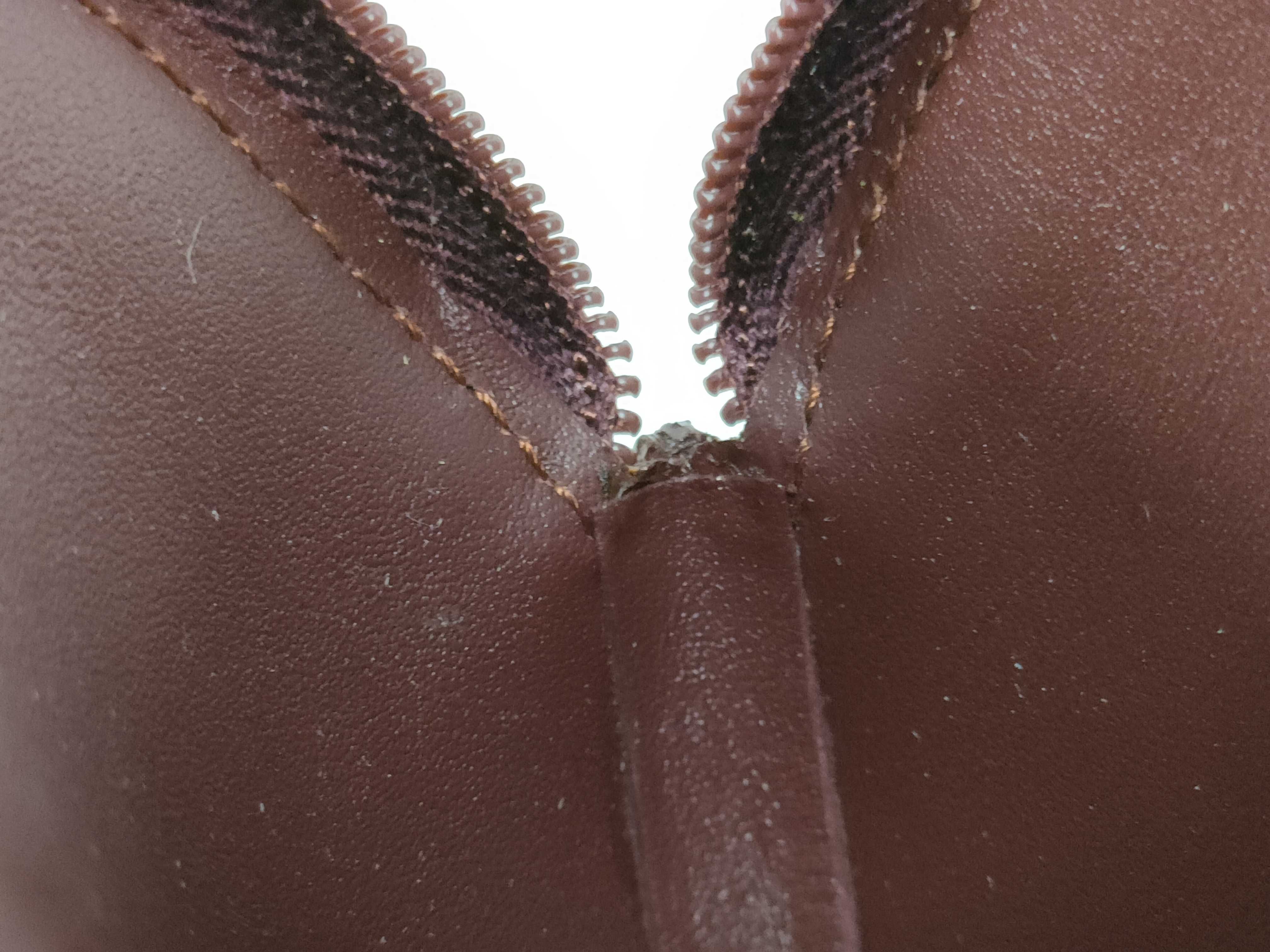 Must Coin Case — view 11