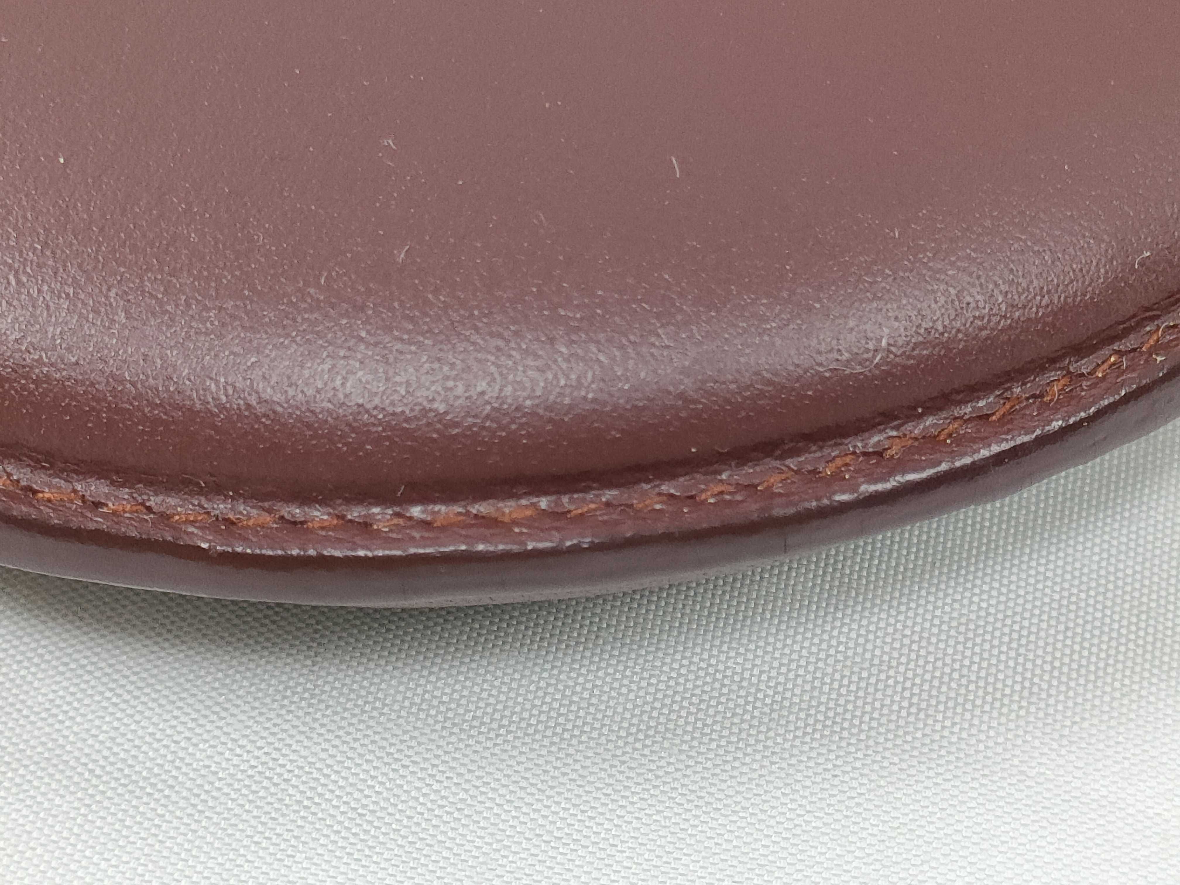 Must Coin Case — view 4