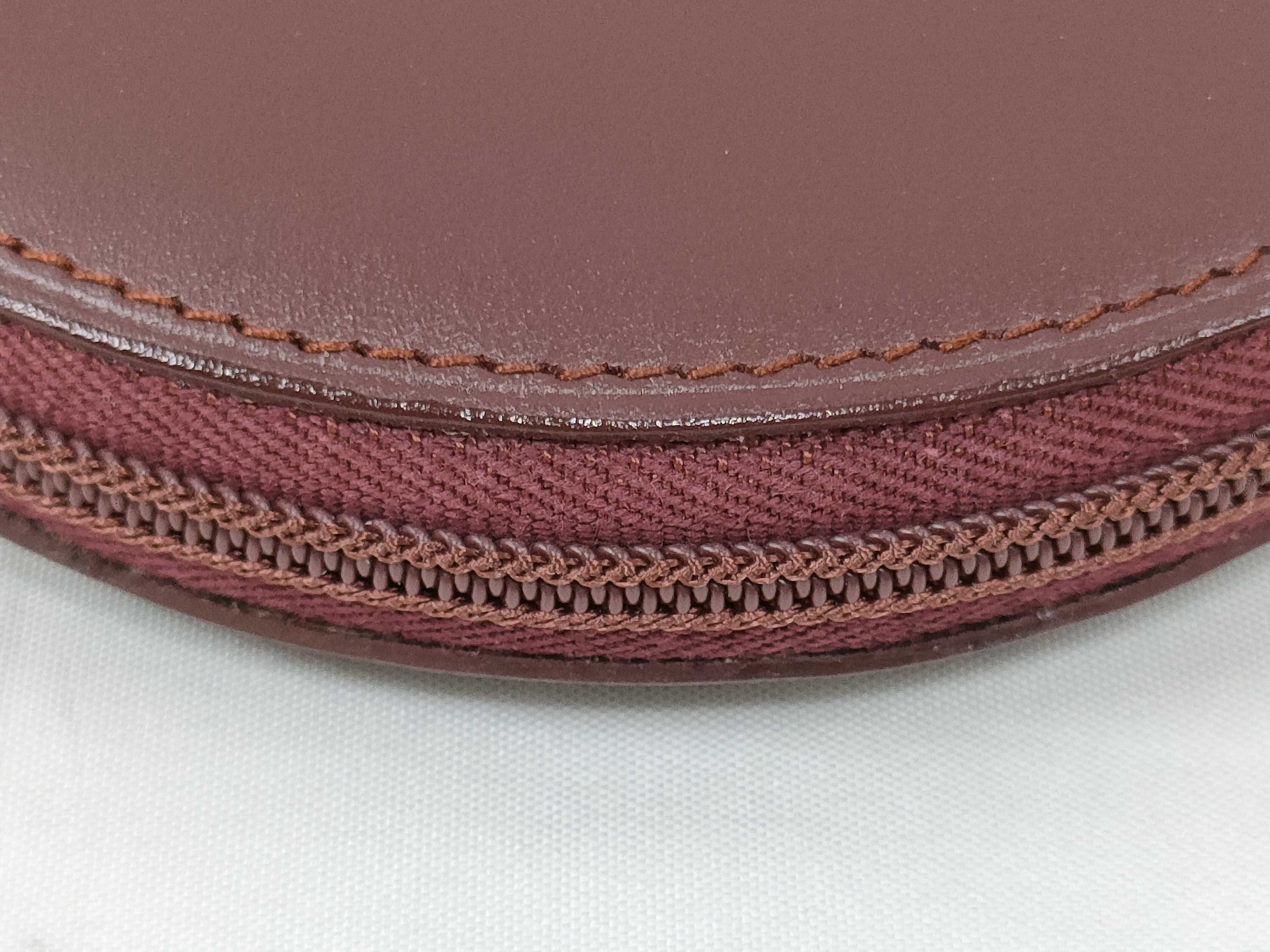 Must Coin Case — view 7