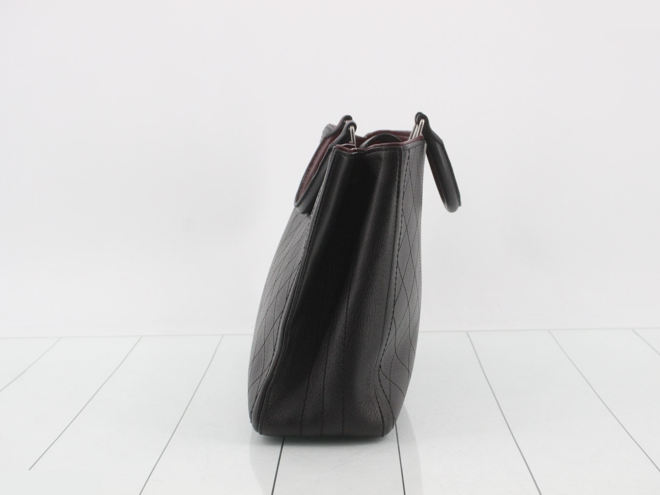 Matelassé Leather 2-Way Handbag — view 3