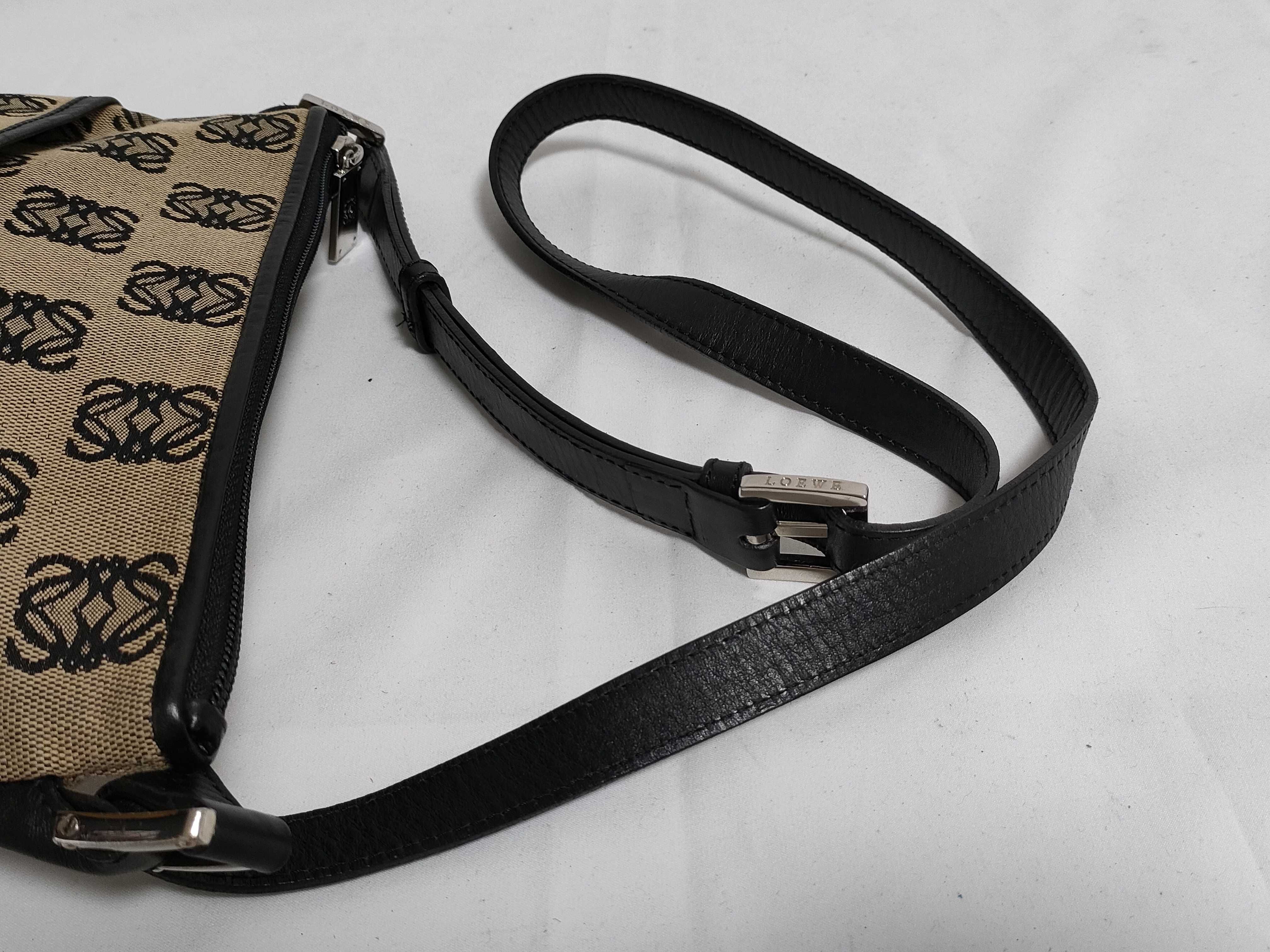 Anagram Canvas Shoulder Bag — view 5