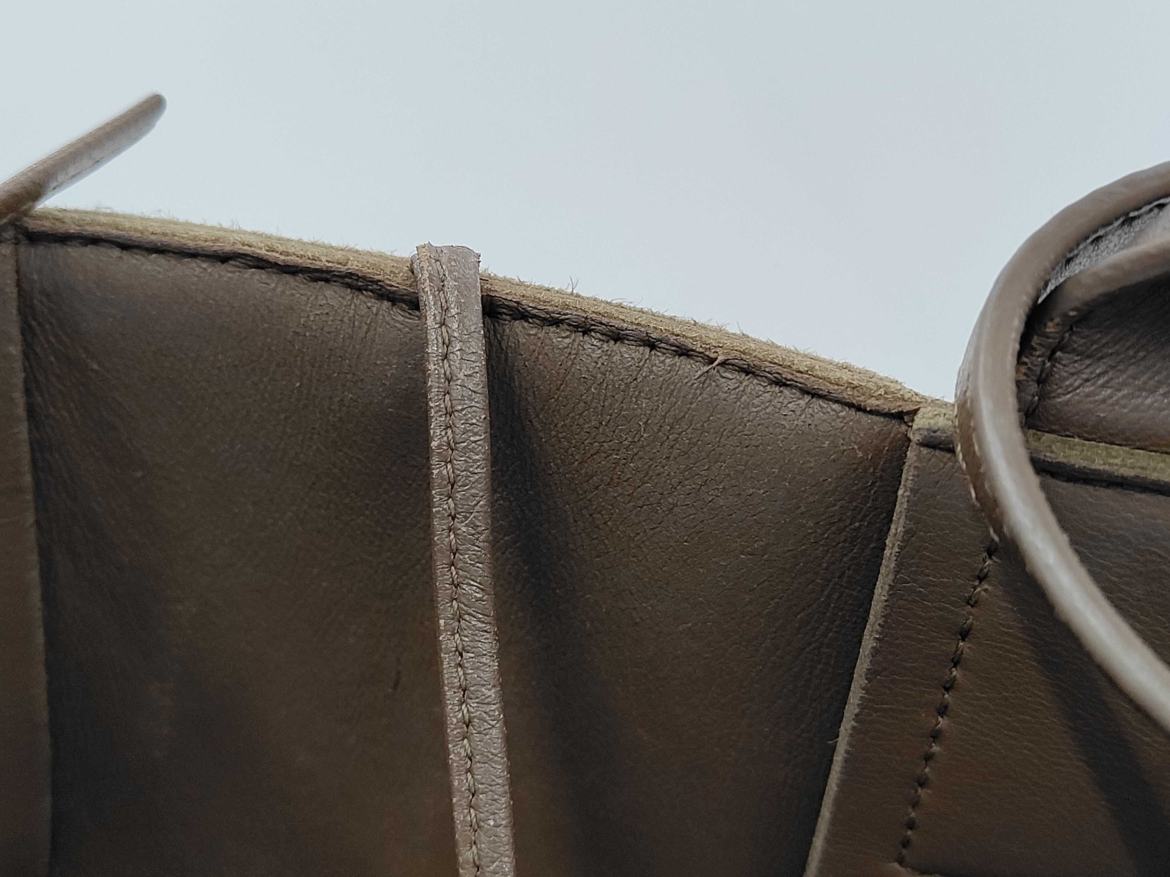 Intrecciato Bottega Veneta Arco Maxi Intrecciato Tote Bag with Pouch — view 8