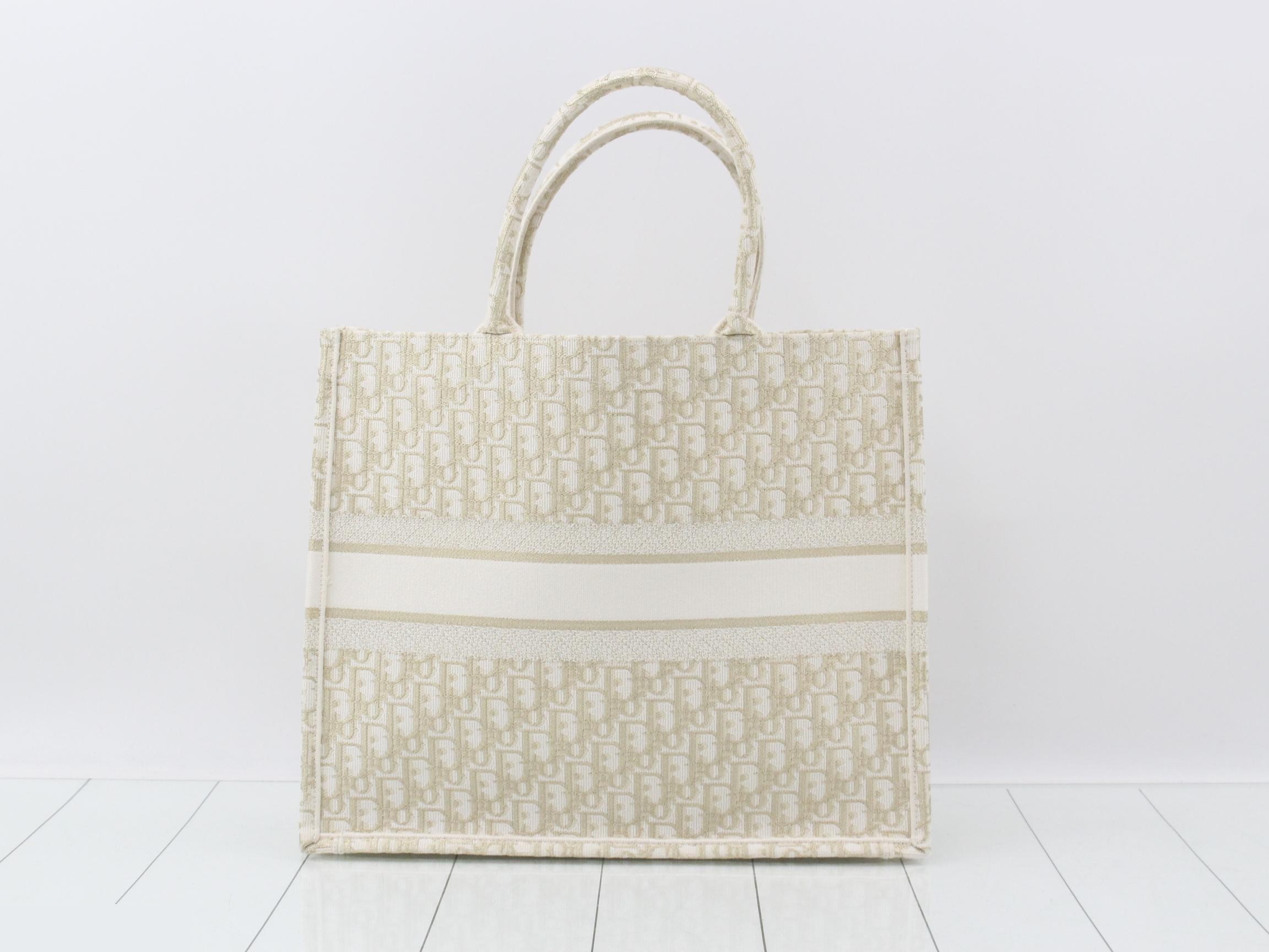 Trotter (Bag) Large, White, Book Tote — view 2