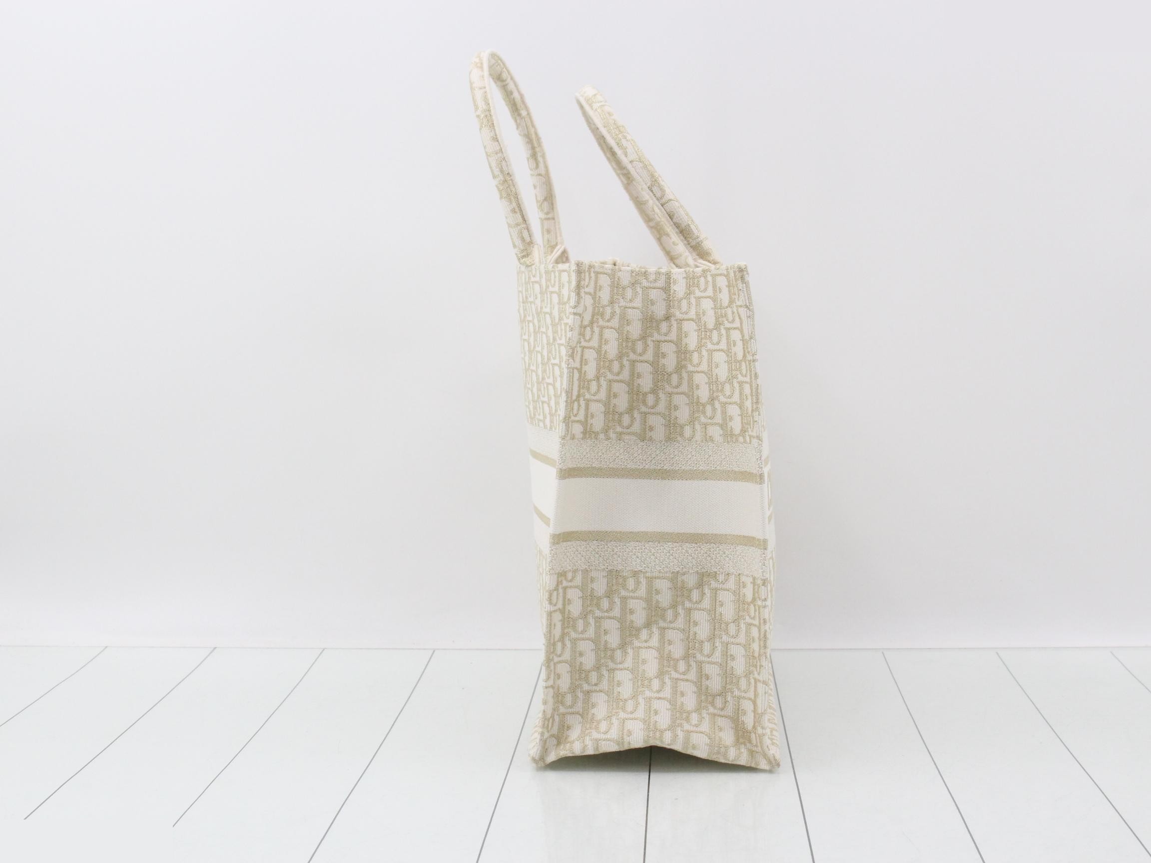 Trotter (Bag) Large, White, Book Tote — view 4