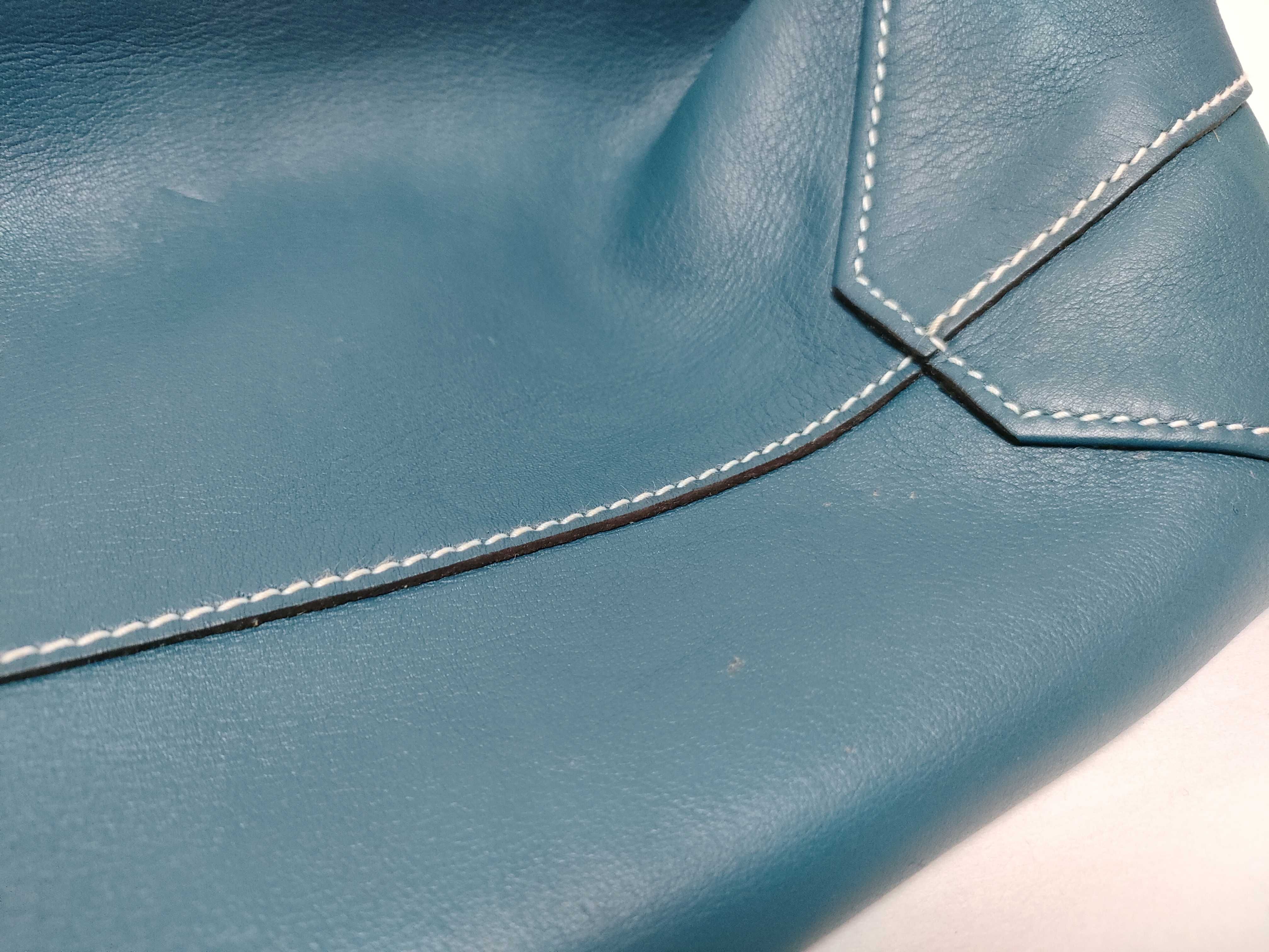 Double Sens 36 Tote Bag in Veau Swift and Taurillon Clemence Leather, Colvert Blue Atoll, Y-stamp. — view 13