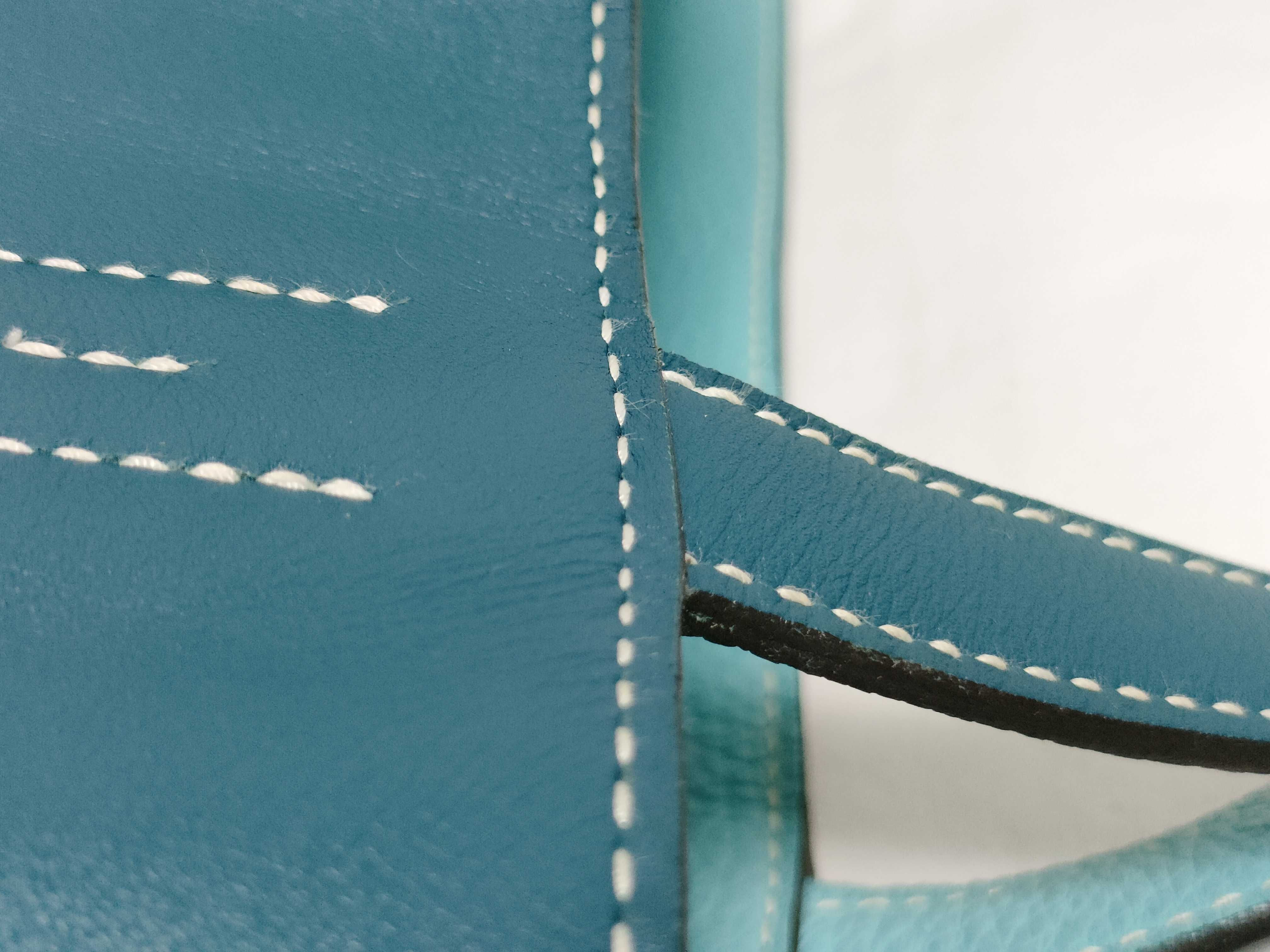Double Sens 36 Tote Bag in Veau Swift and Taurillon Clemence Leather, Colvert Blue Atoll, Y-stamp. — view 5