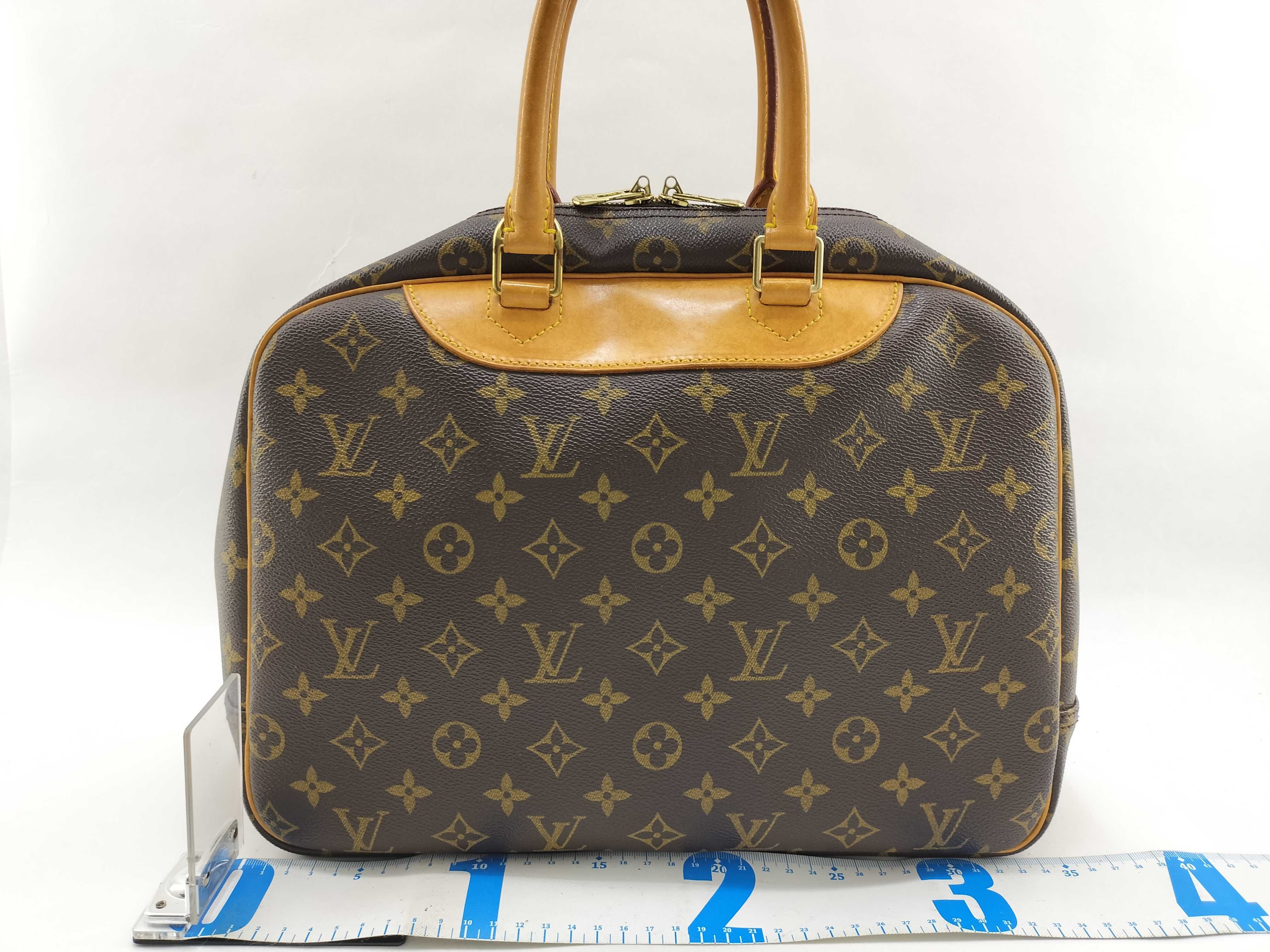 Monogram Louis Vuitton Deauville Handbag Monogram M47270 Handbag — view 2