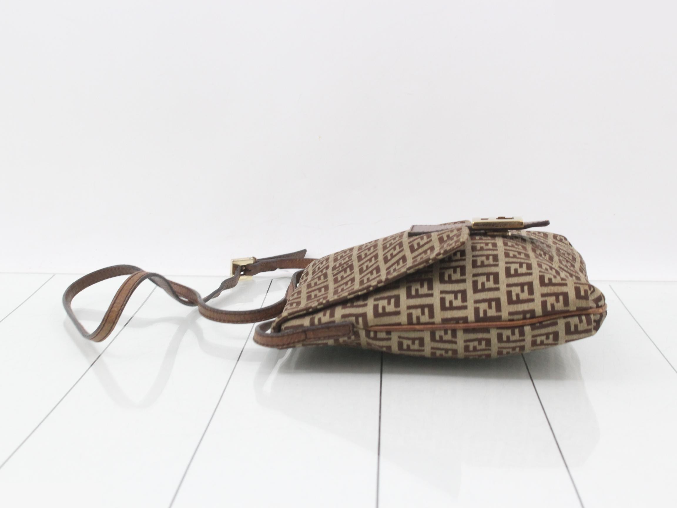 Leather Zucchino Camse Pochette Shoulder Bag, Beige/Brown — view 4