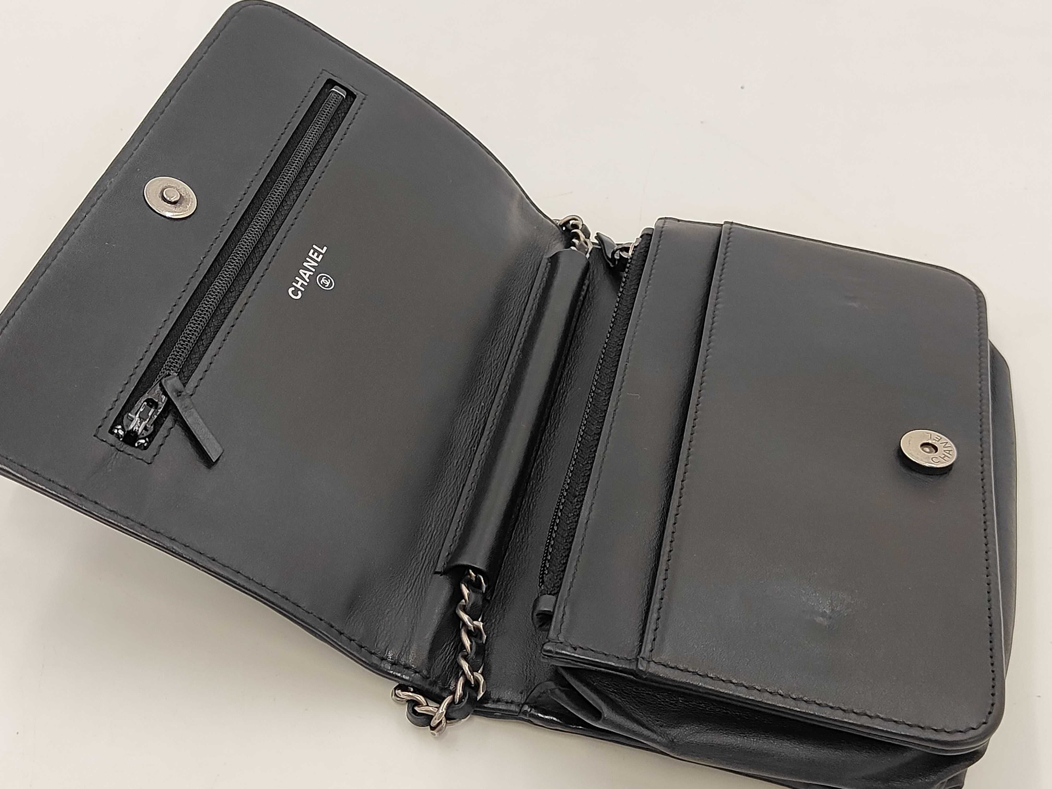 Boy Chanel Lambskin Chain Wallet Shoulder Bag Black Shoulder Bag — view 7