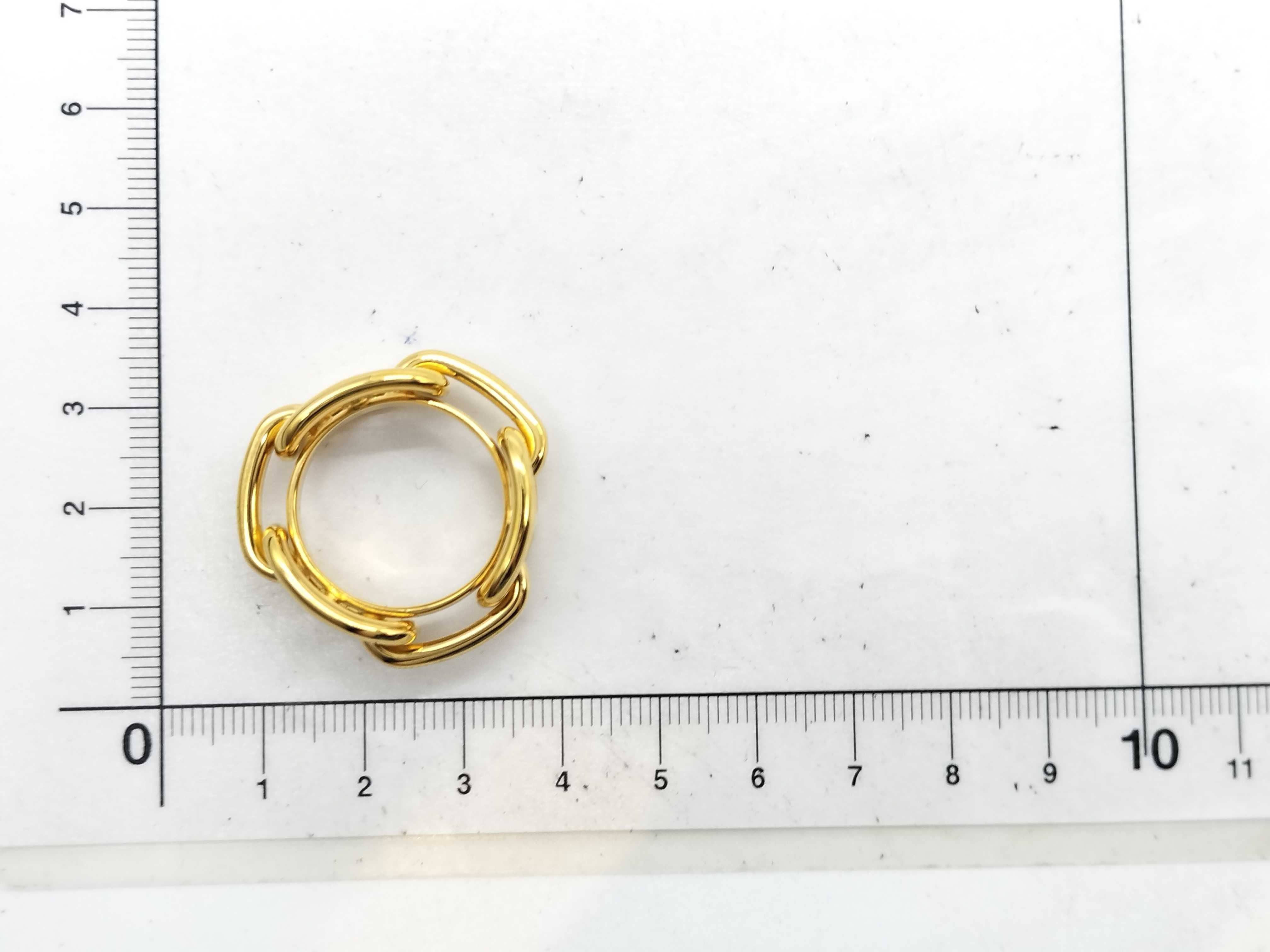scarf, ring, and other accessories — view 5