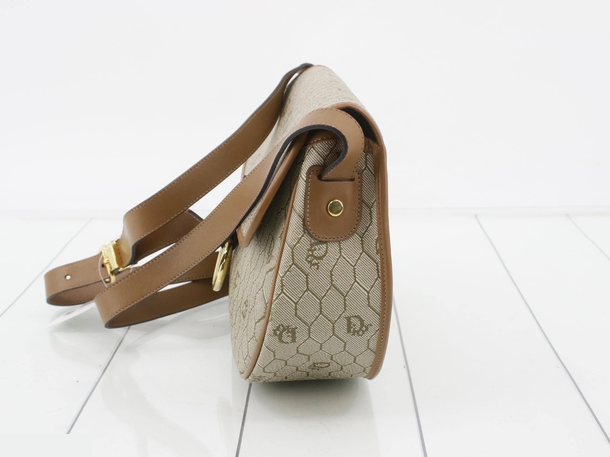 honeycomb shoulder bag — view 3