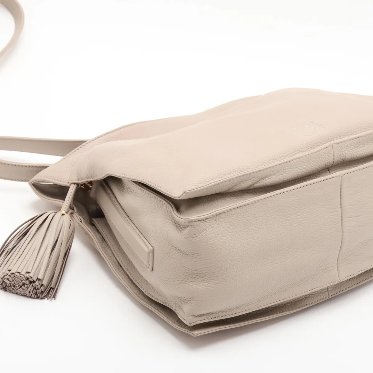 Flamenco Clutch Leather Shoulder Bag Beige — view 4