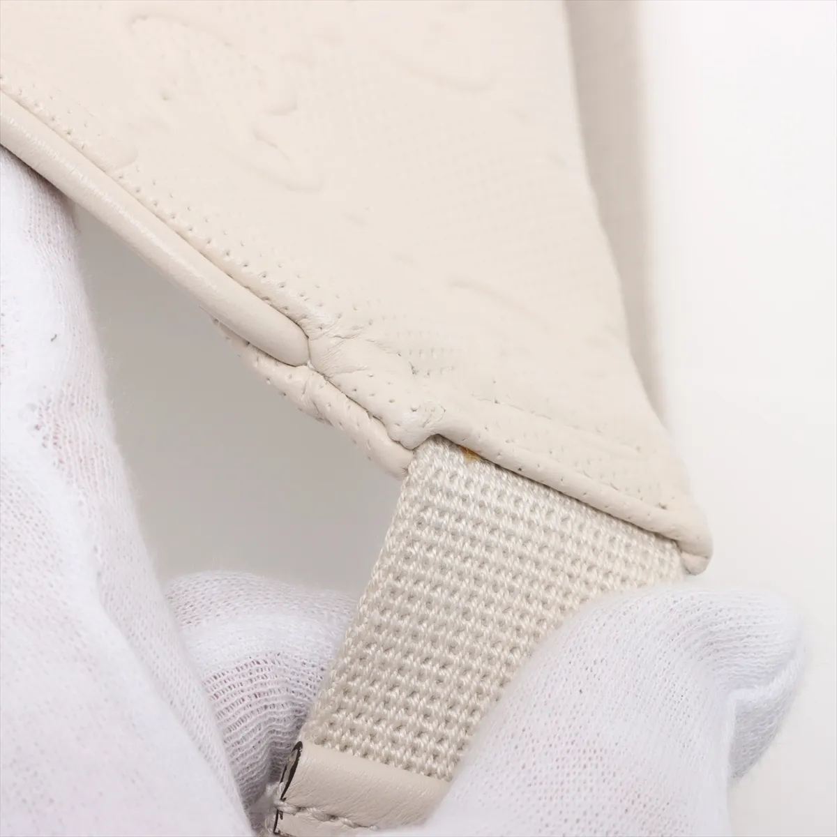 GG embossed leather body bag white 645093 — view 14