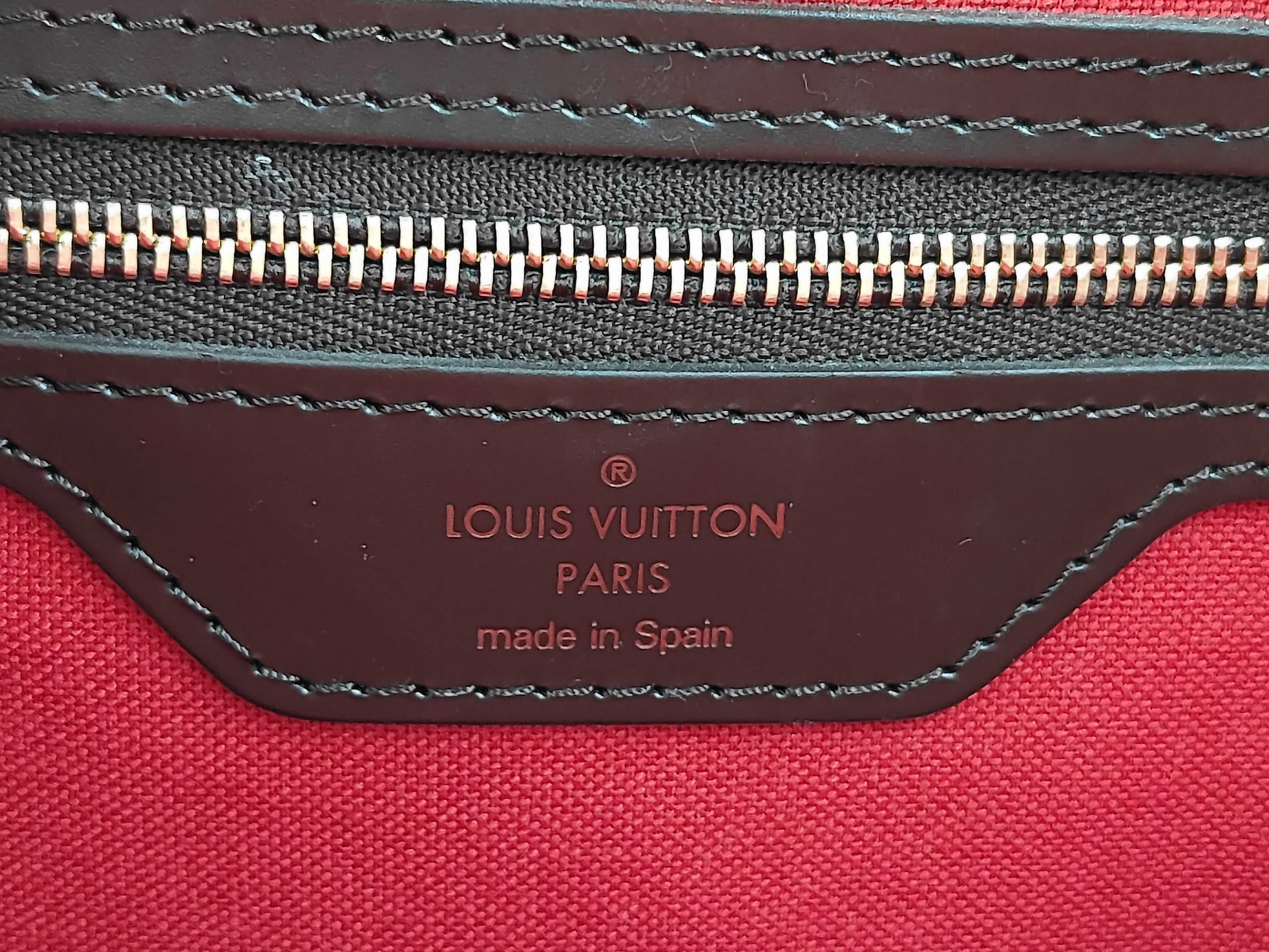 Damier Cabas Rivington Shoulder Bag — view 9