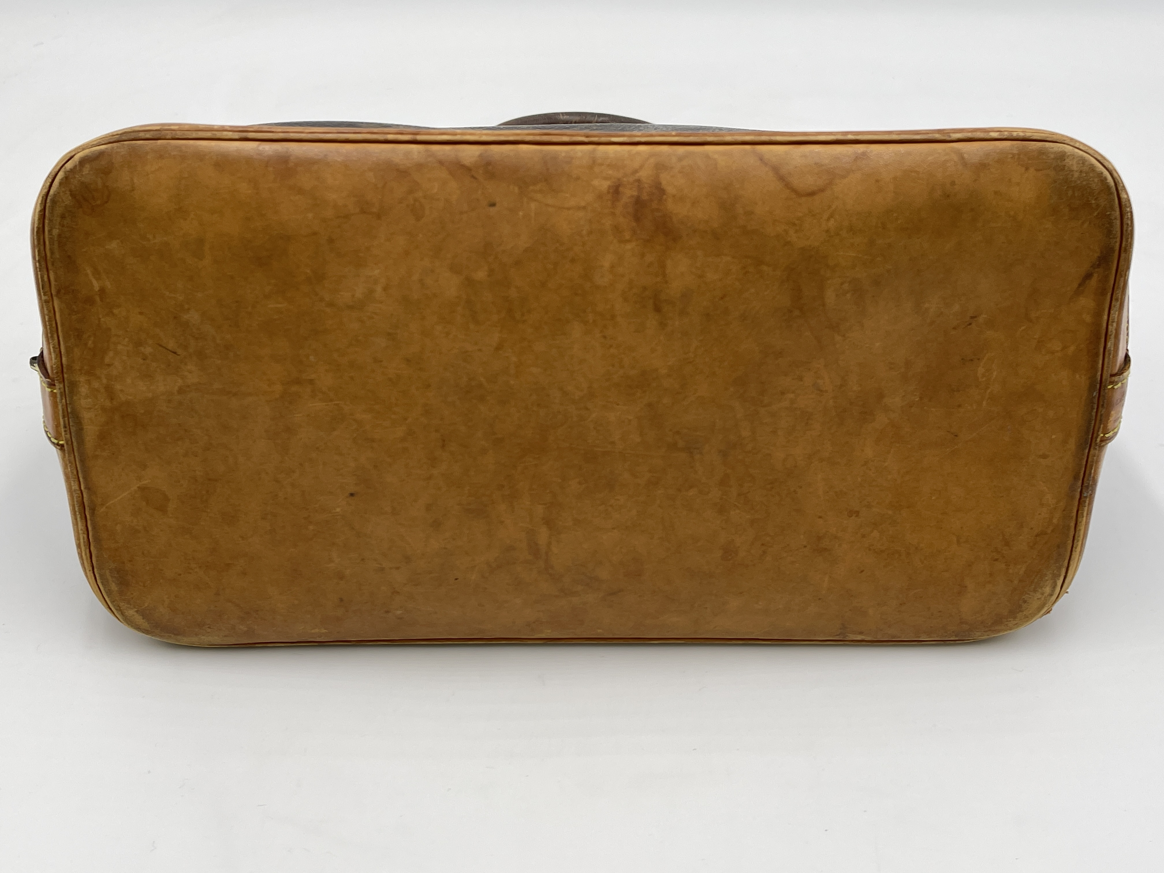 Monogram Alma M51130 BA0090 Handbag — view 6