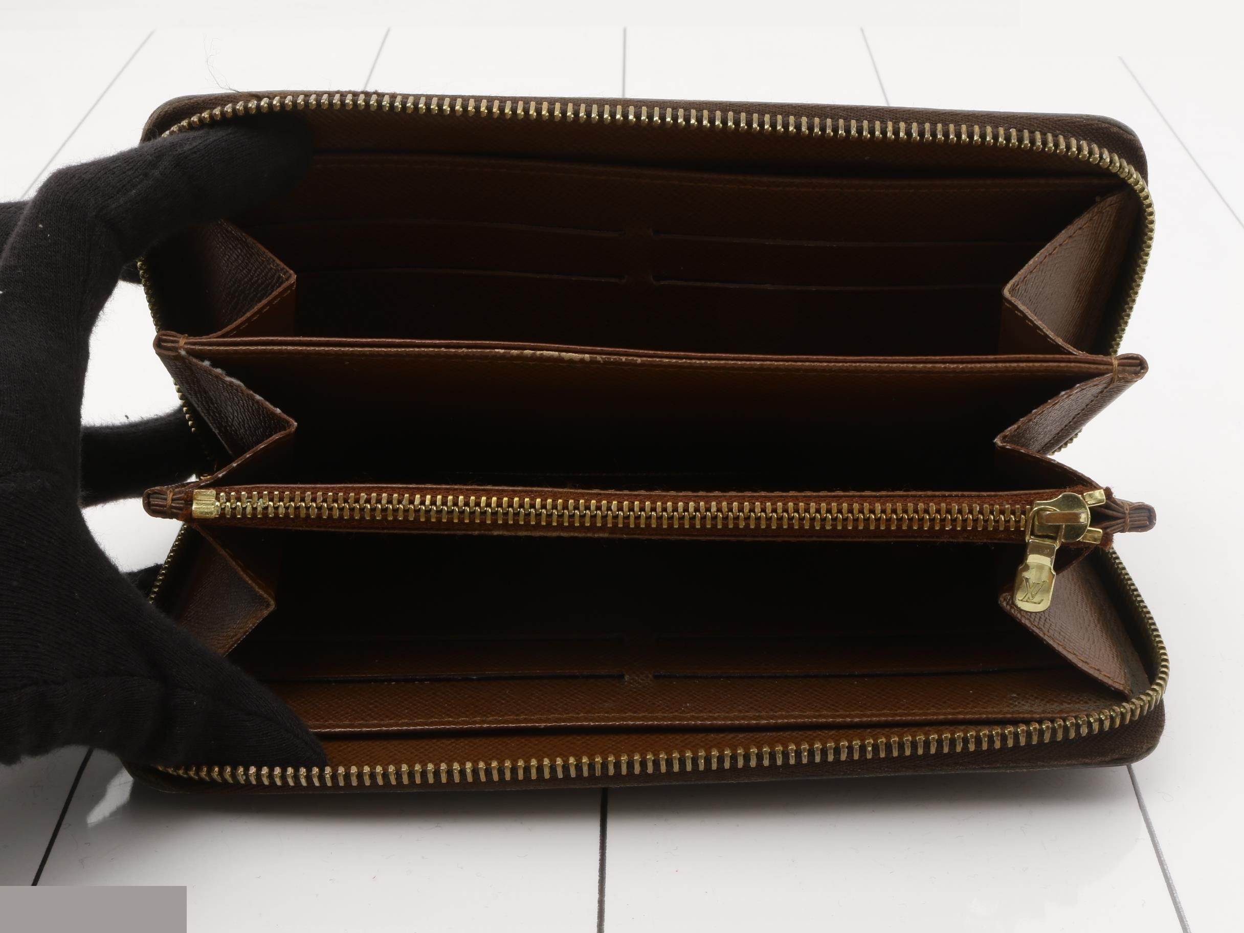 Zippy Wallet — view 4