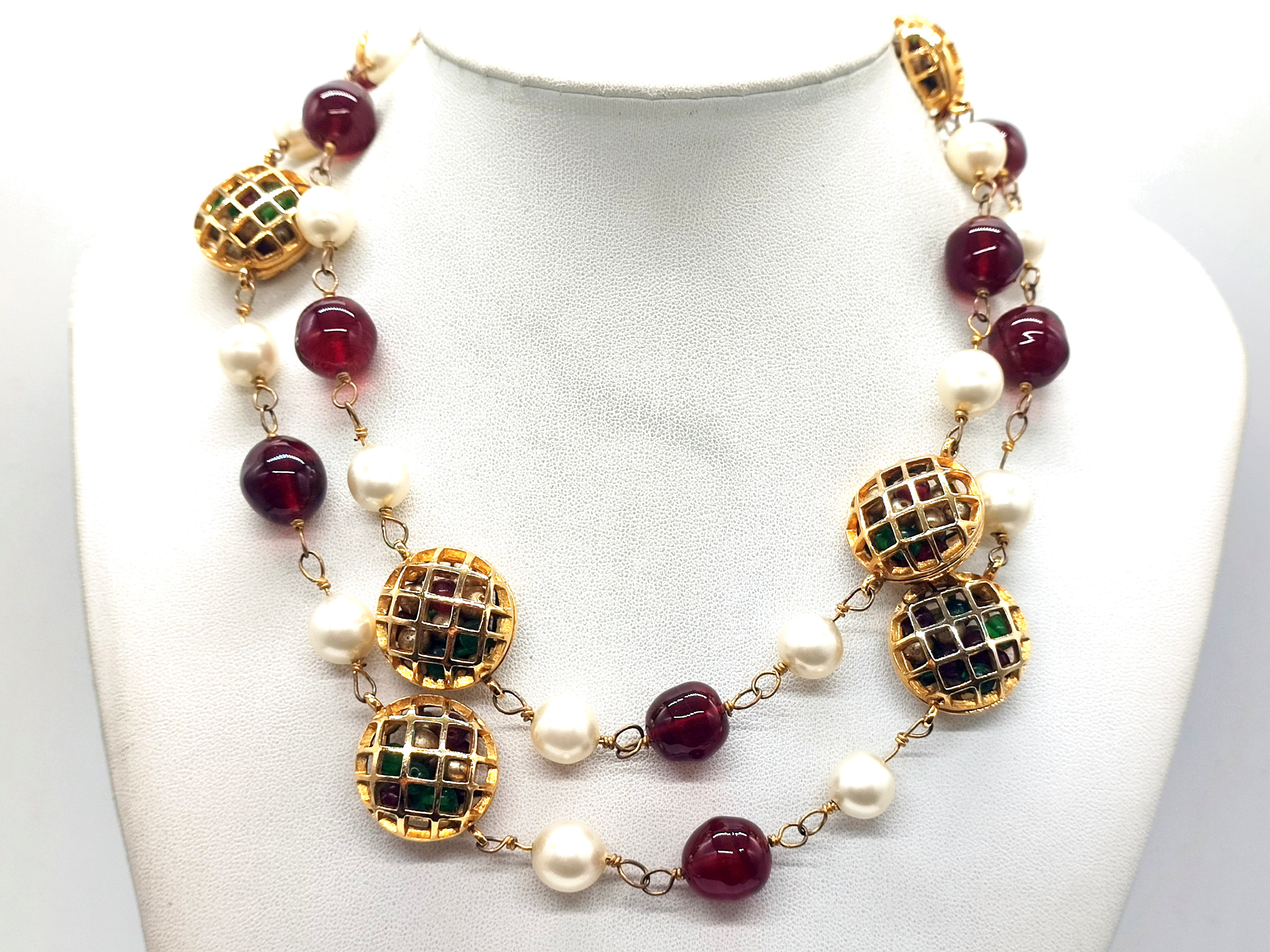 Basket Red Stone Color Ball Pearl Necklace