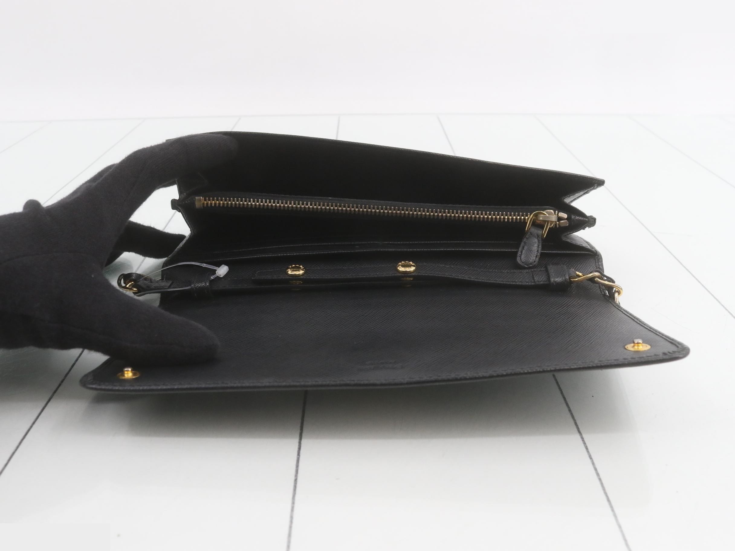Chain Wallet, Saffiano Leather, Shoulder Bag, Long Wallet, Black — view 4