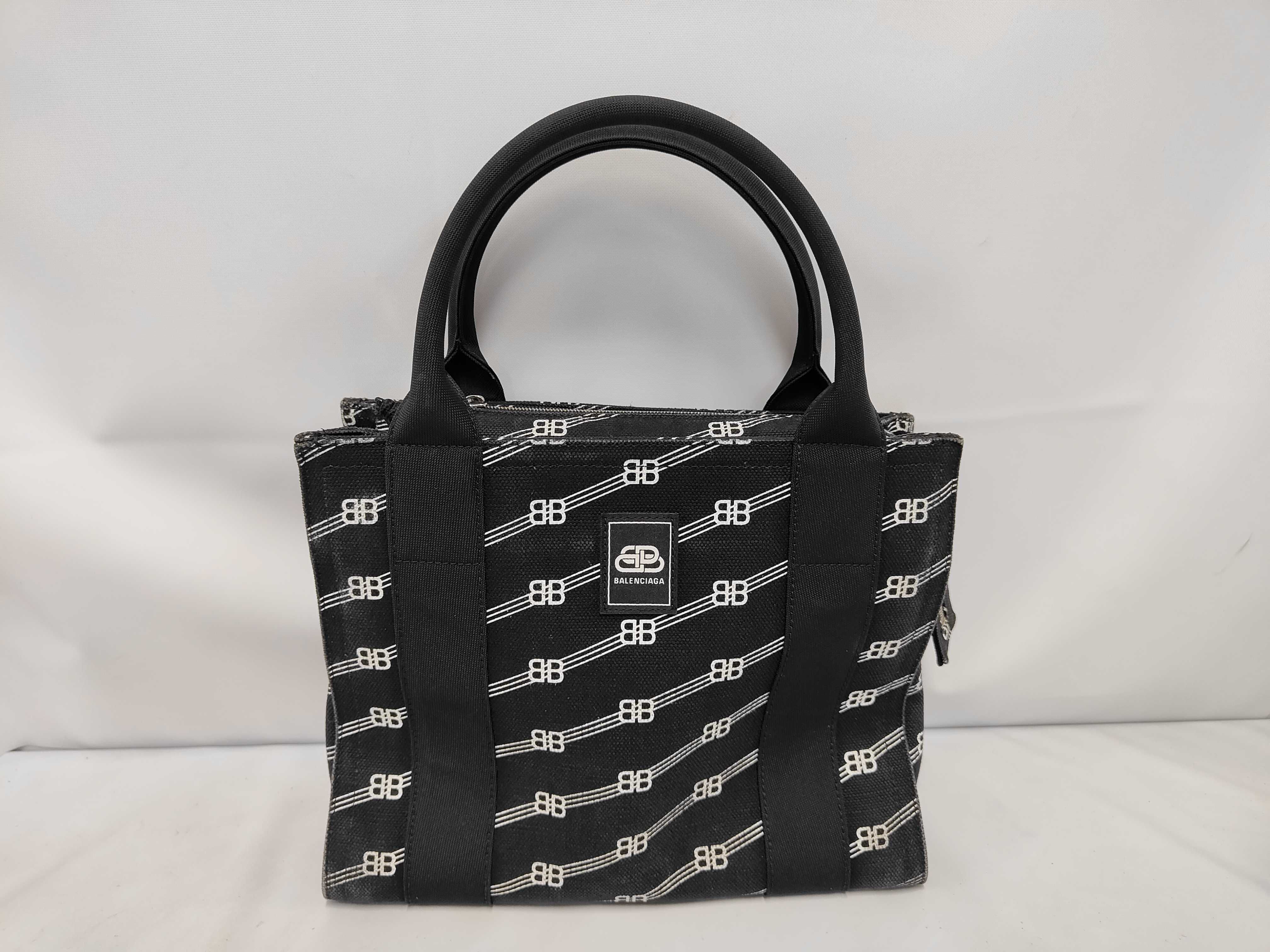 Trade Tote
