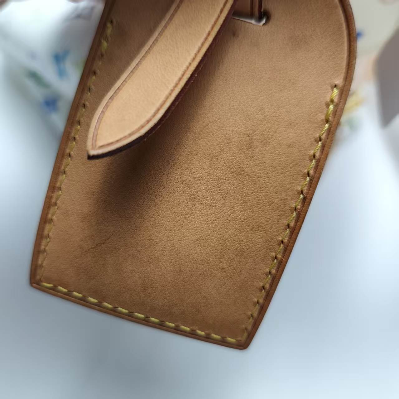 【*Shipped from: China*】LOUIS VUITTON NeoNoe PU Shoulder Bag — view 11