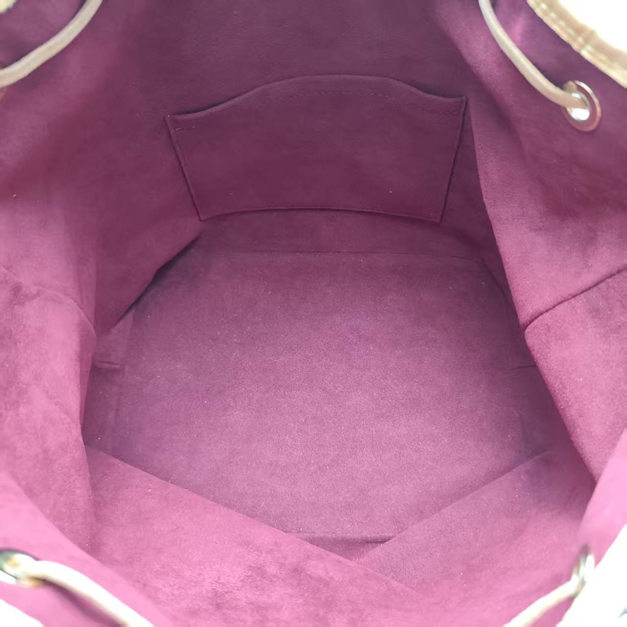【*Shipped from: China*】LOUIS VUITTON NeoNoe PU Shoulder Bag — view 6
