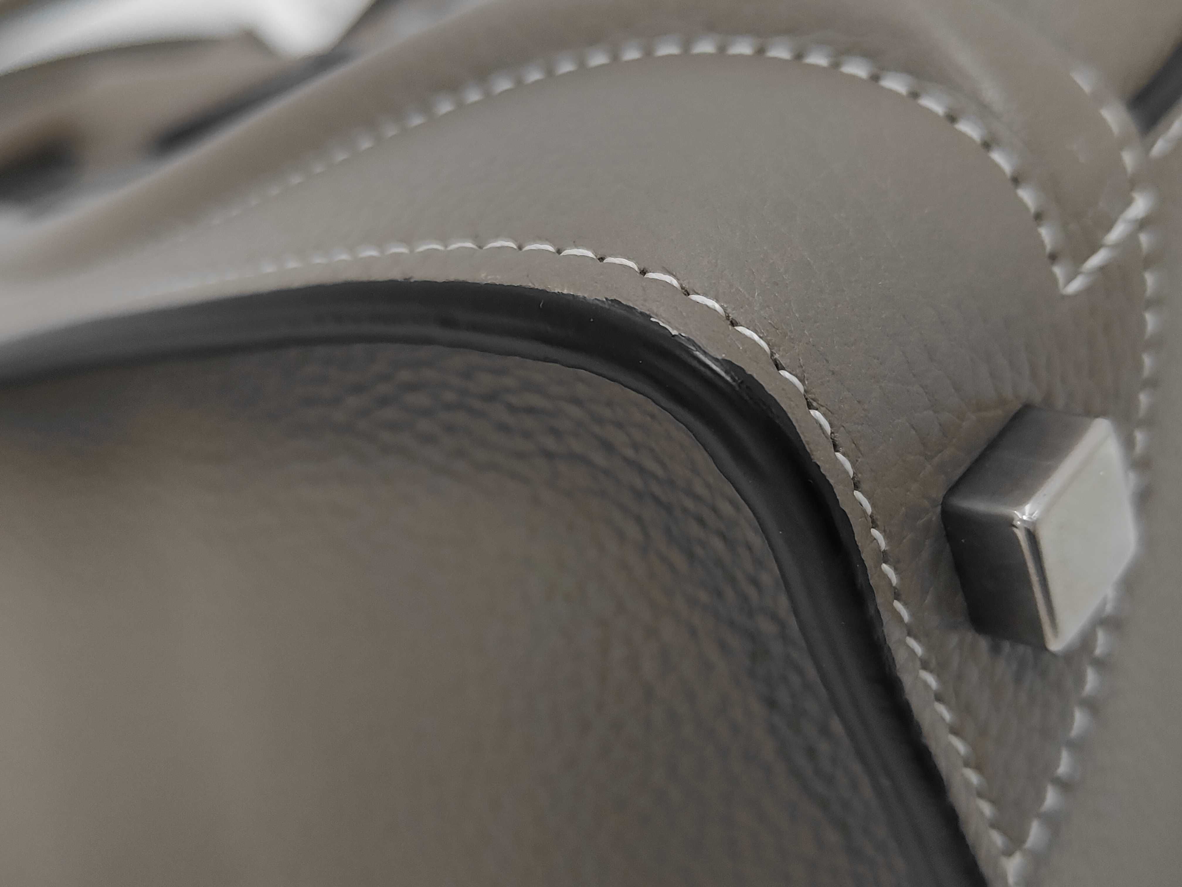 handbag — view 3
