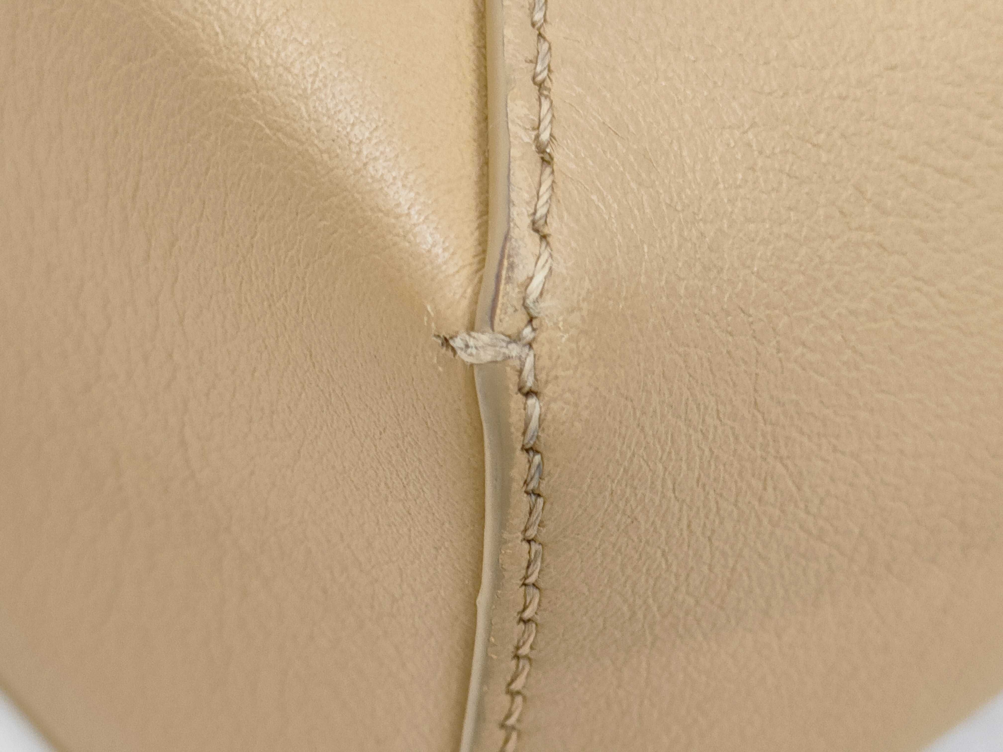 Puzzle Edge Beige Shoulder Bag — view 6
