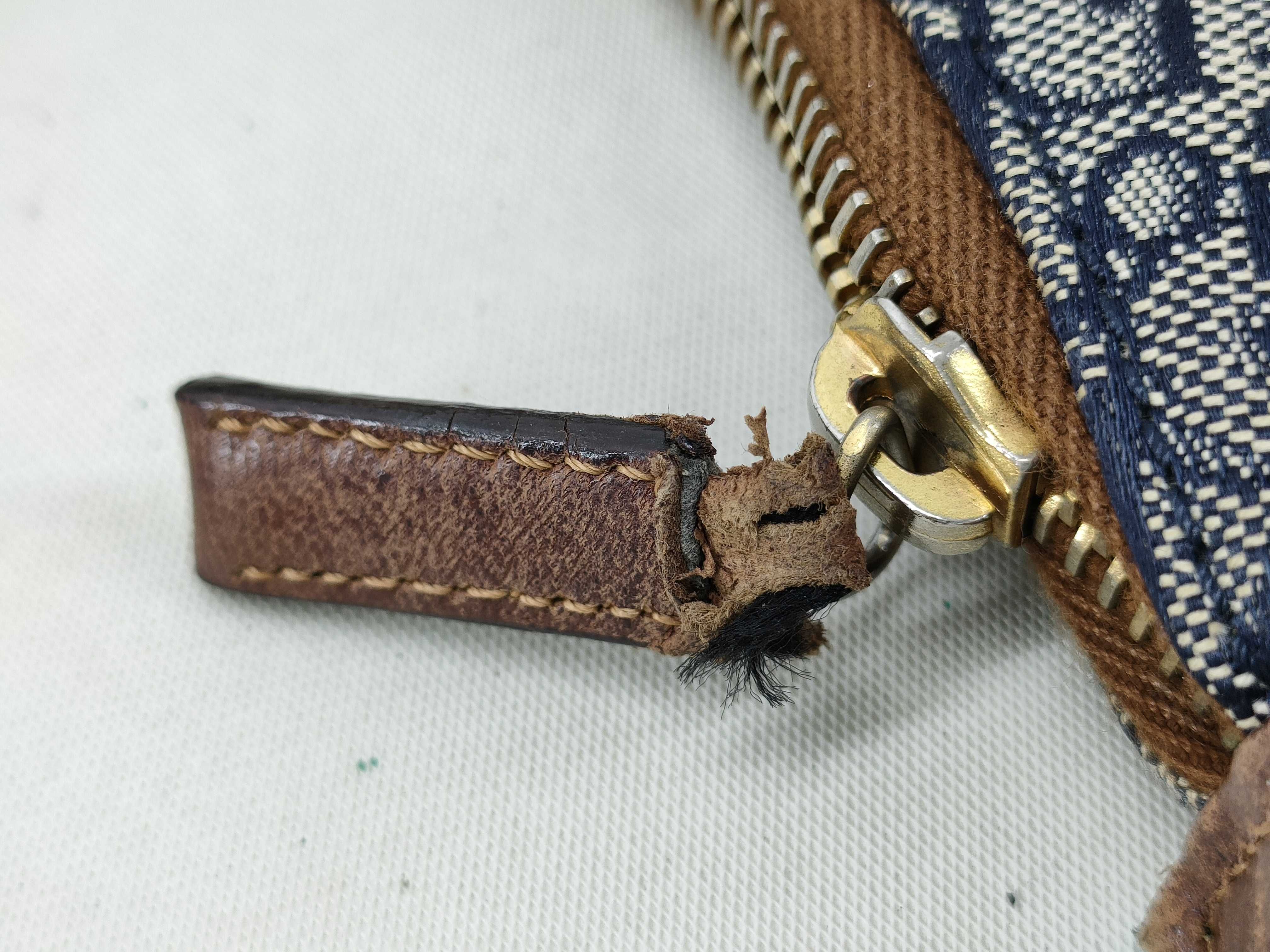 Trotter Street Chic Hobo Leather Gold Hardware One-Shoulder Bag — view 15