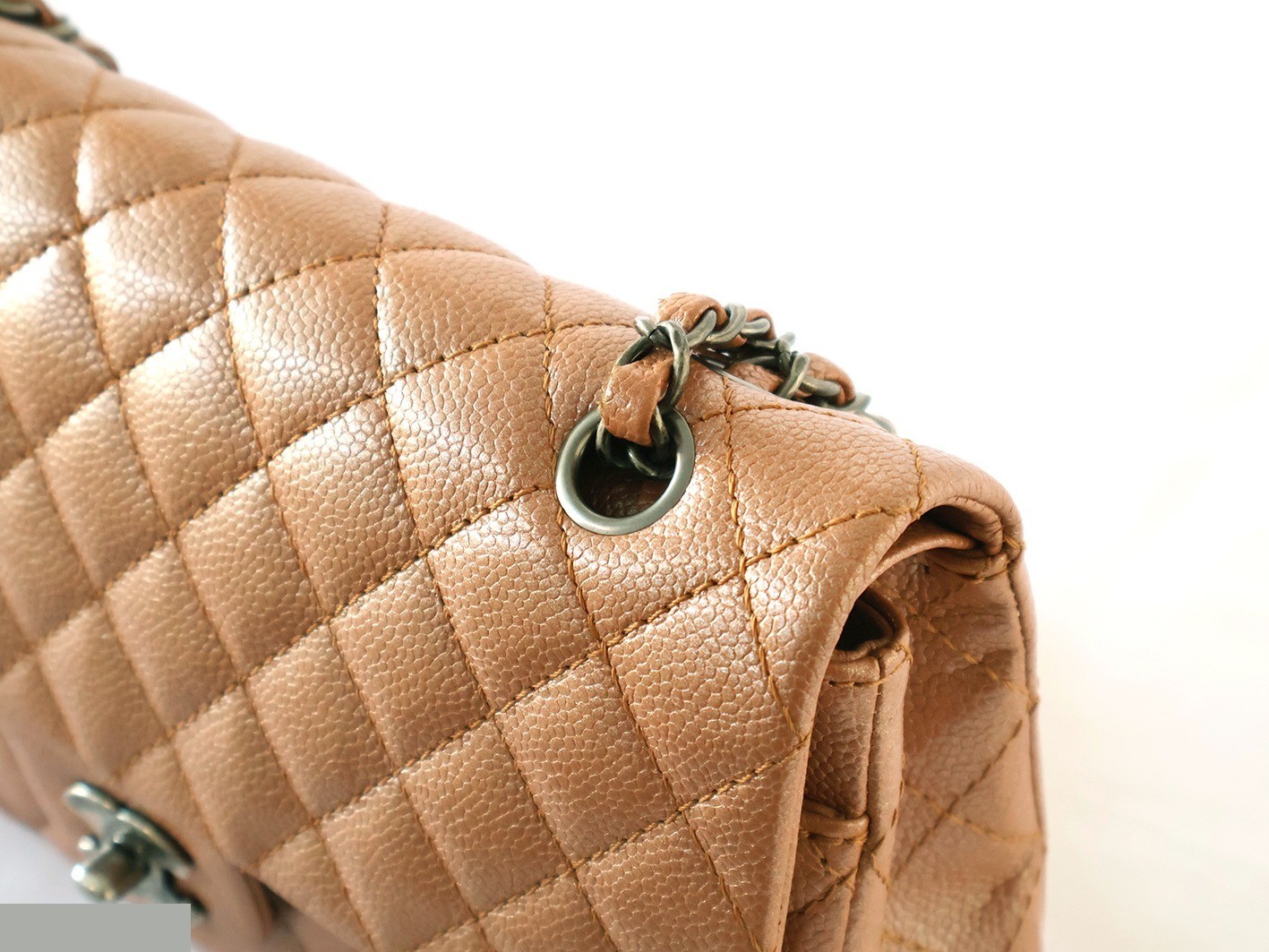 Matelassé 25 Lambskin Double Flap Double Chain Shoulder Bag with Pearl — view 8