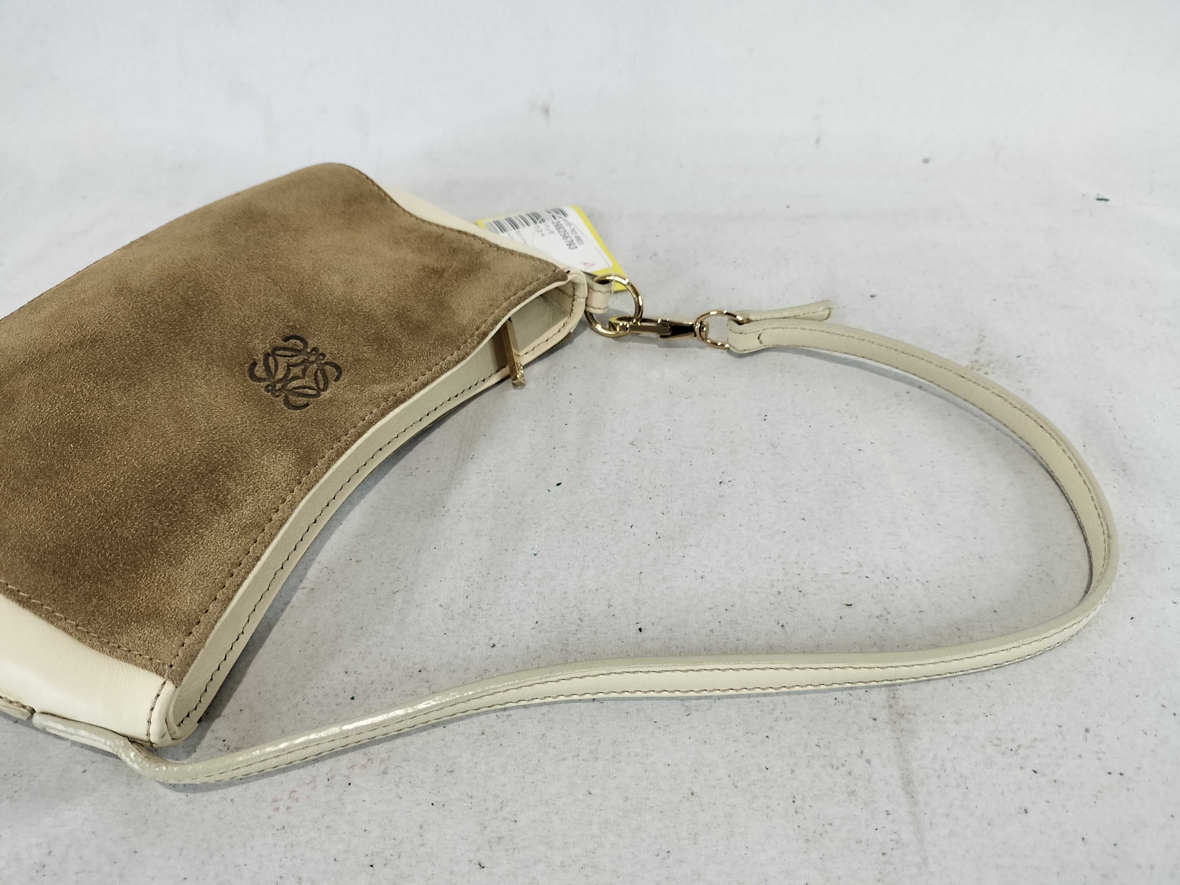 Suede x Leather One-Shoulder Bag Handbag — view 3