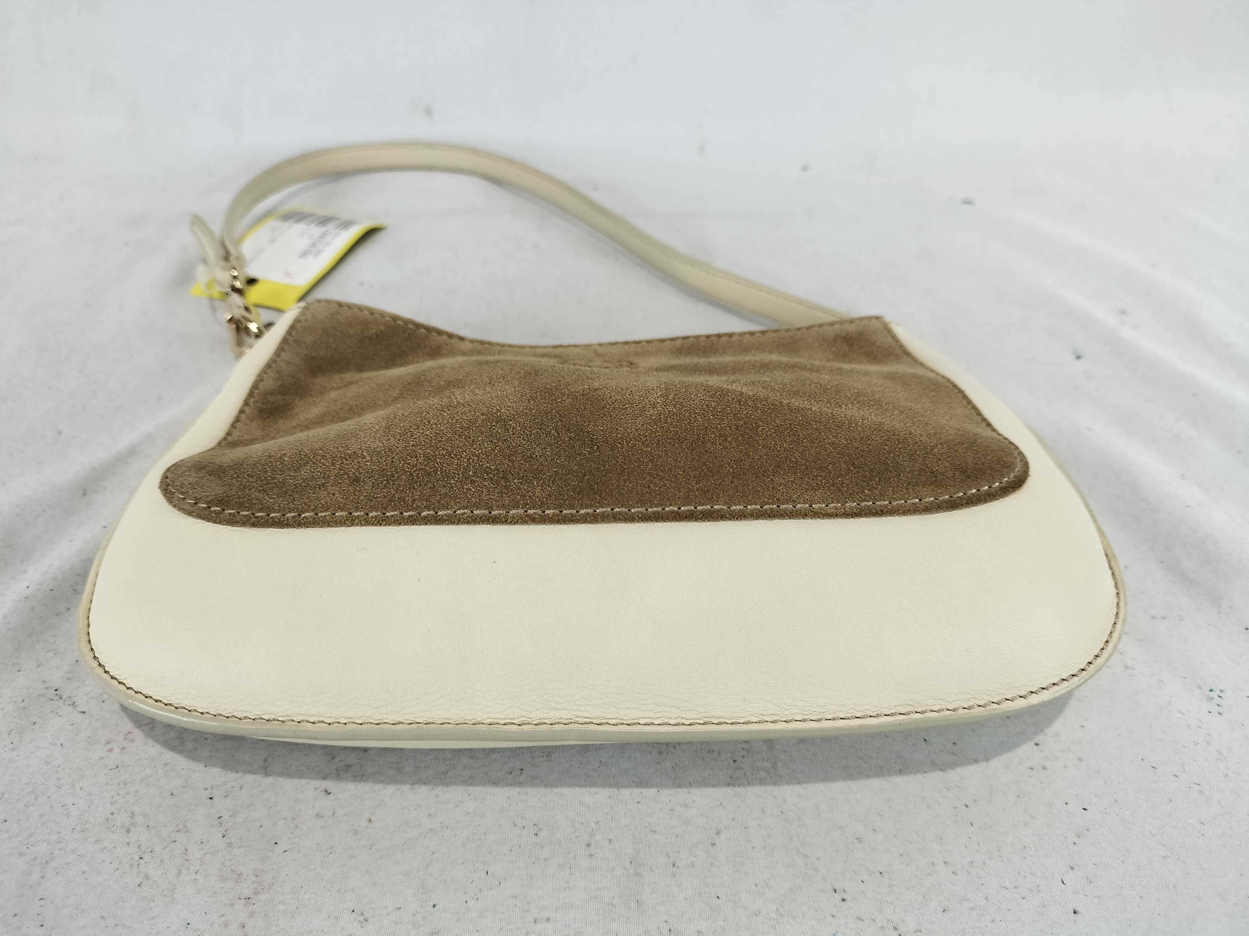 Suede x Leather One-Shoulder Bag Handbag — view 7