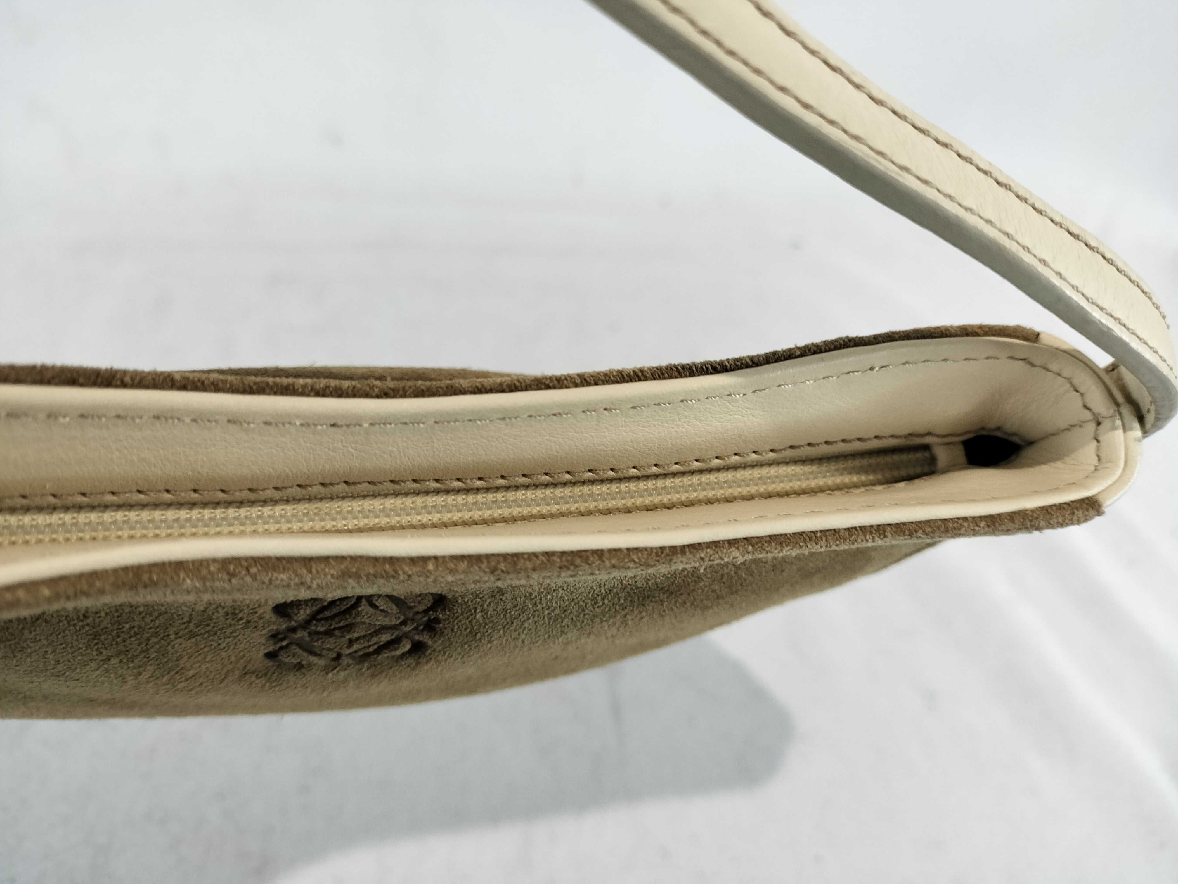 Suede x Leather One-Shoulder Bag Handbag — view 8