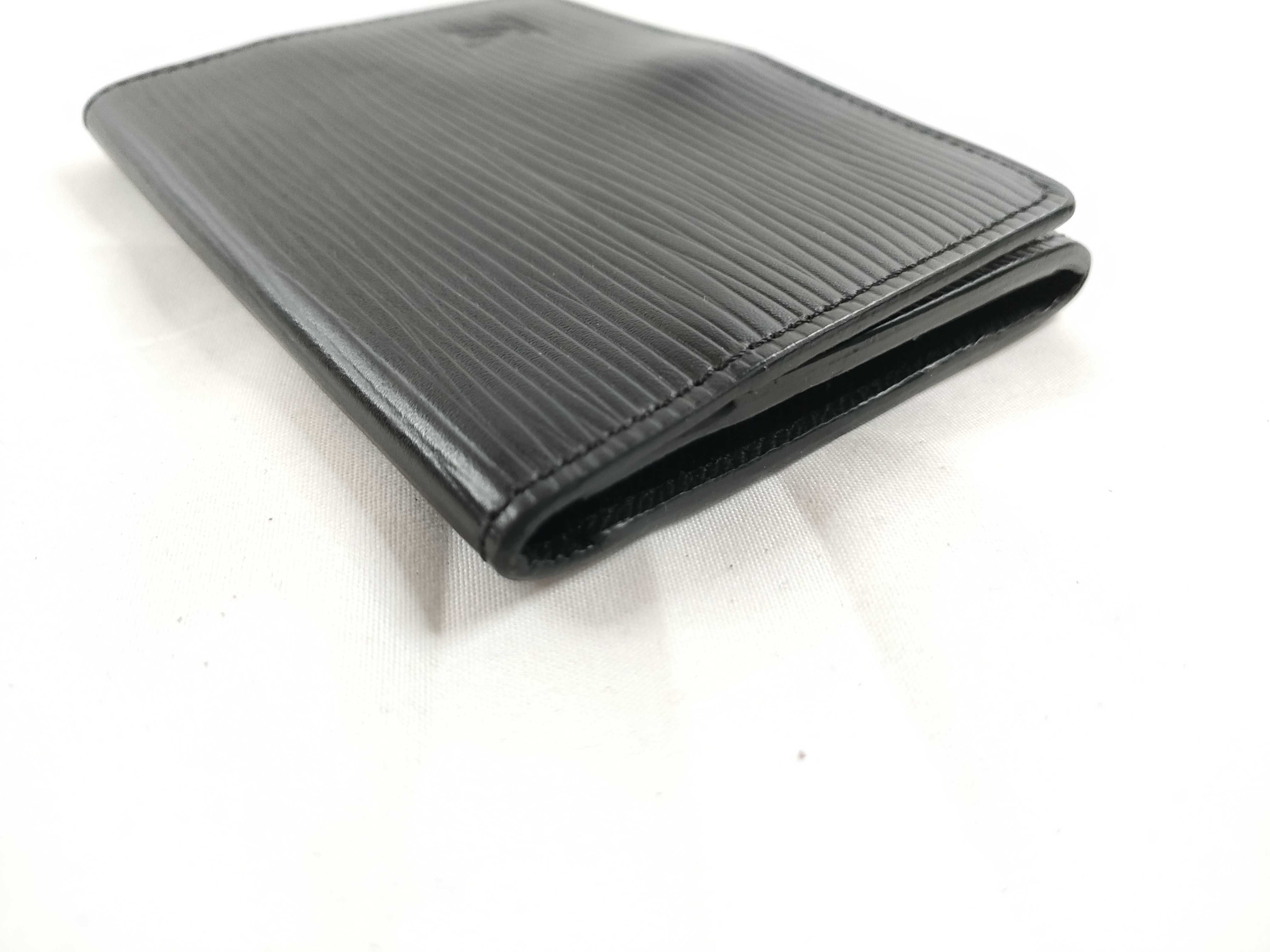 Epi LV Epi Enveloppe Carte de Visite M62292 Card Case — view 3