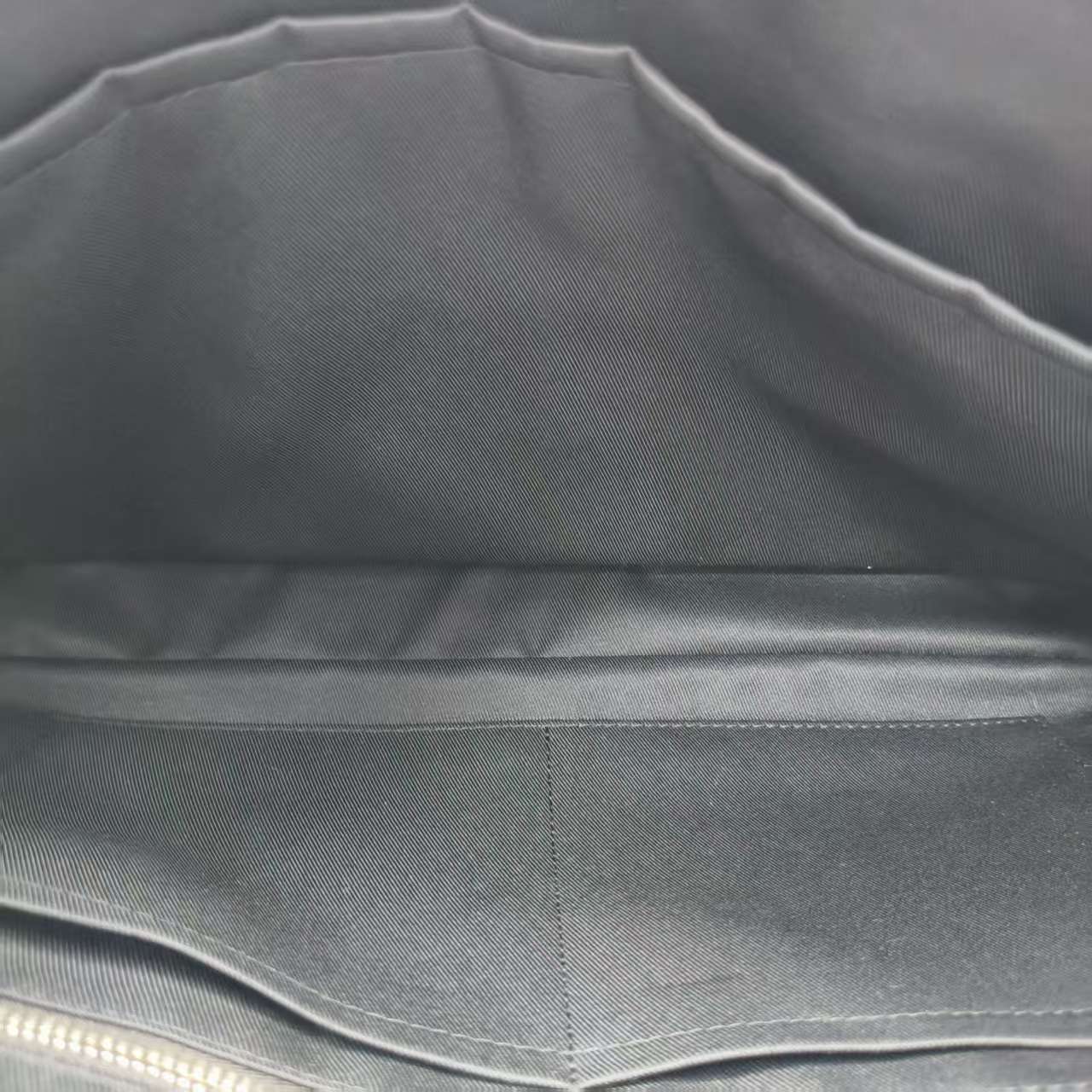 【*Shipped from: China*】LOUIS VUITTON PU Shoulder Bag — view 8