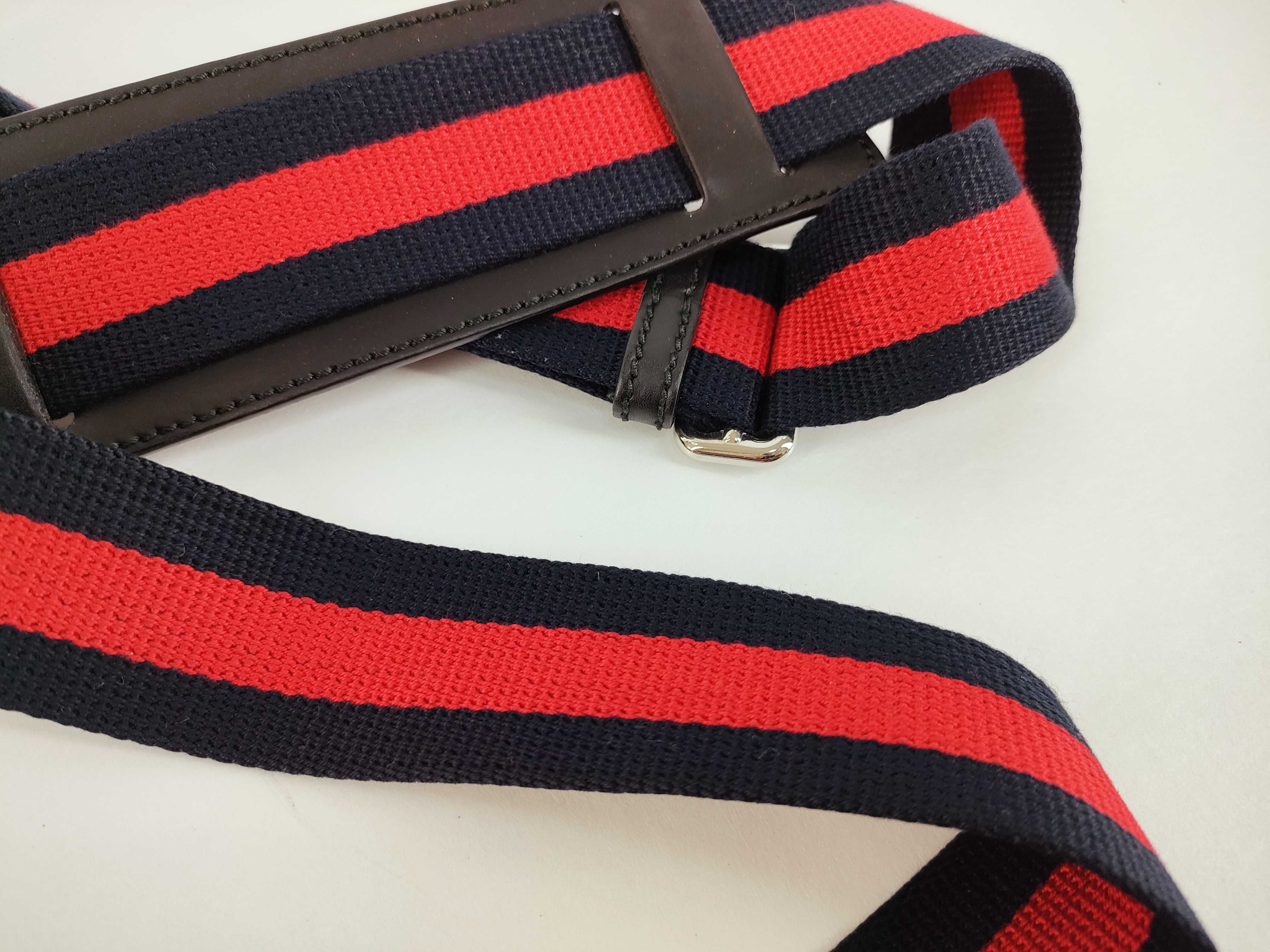 GG Canvas Gucci GG Supreme Shoulder Bag 474137 Black Shoulder Bag — view 4