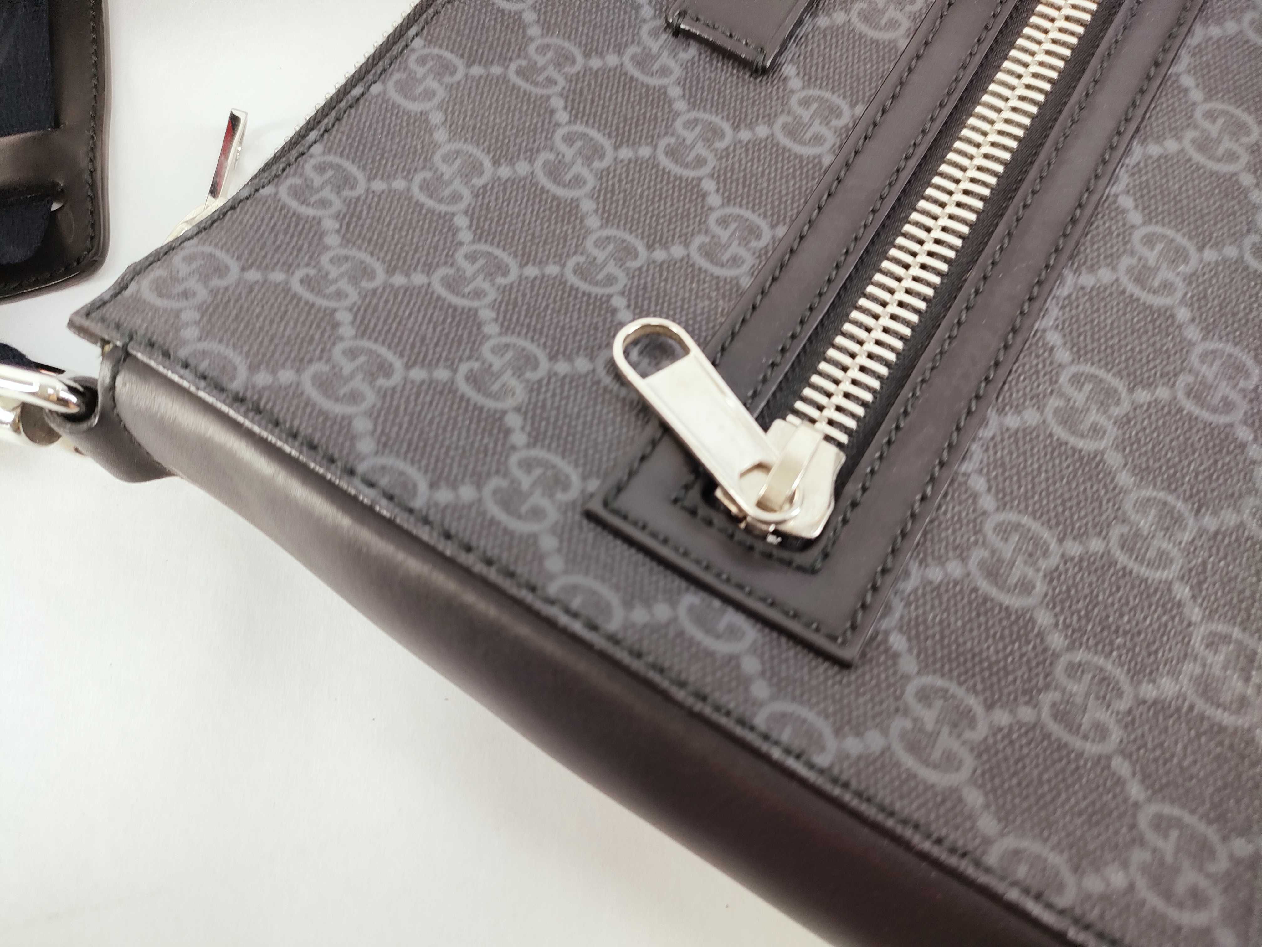 GG Canvas Gucci GG Supreme Shoulder Bag 474137 Black Shoulder Bag — view 7