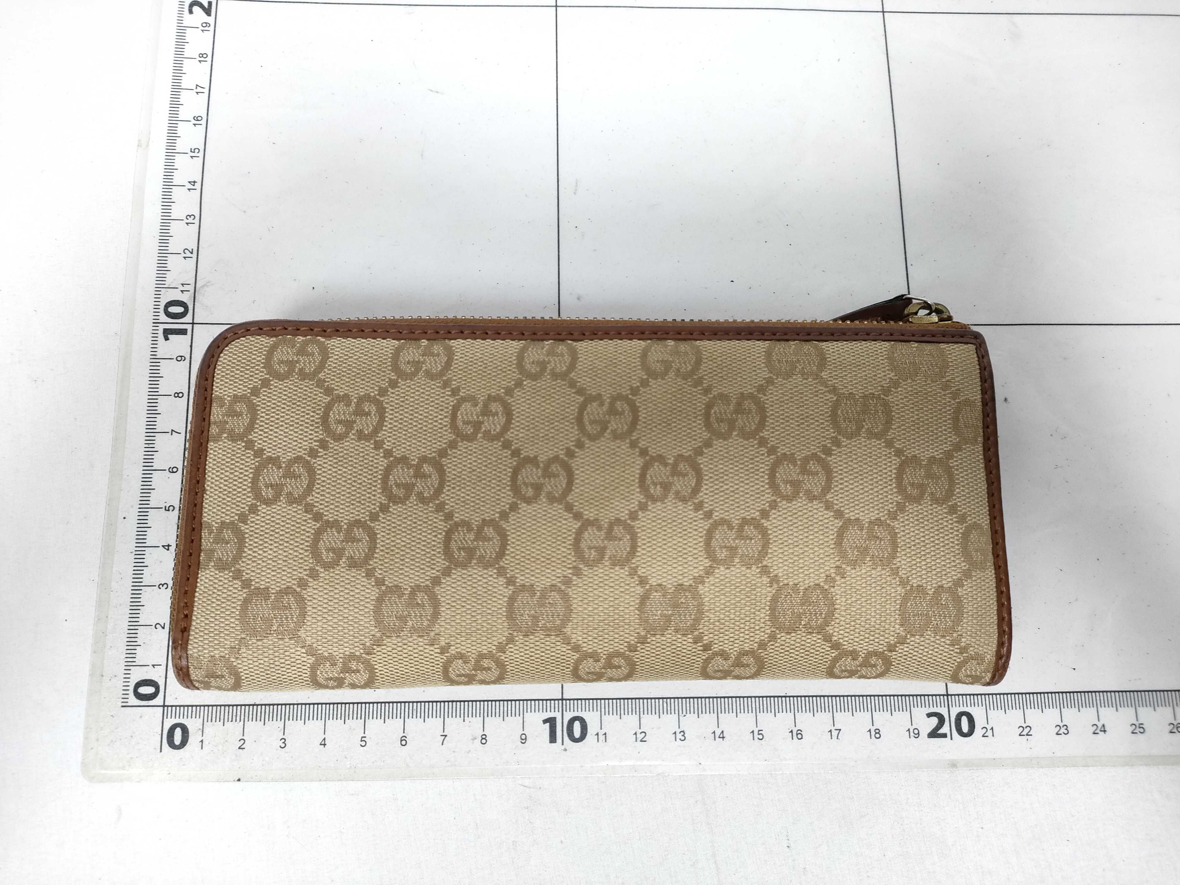 GG Supreme Round Zipper Long Wallet — view 2