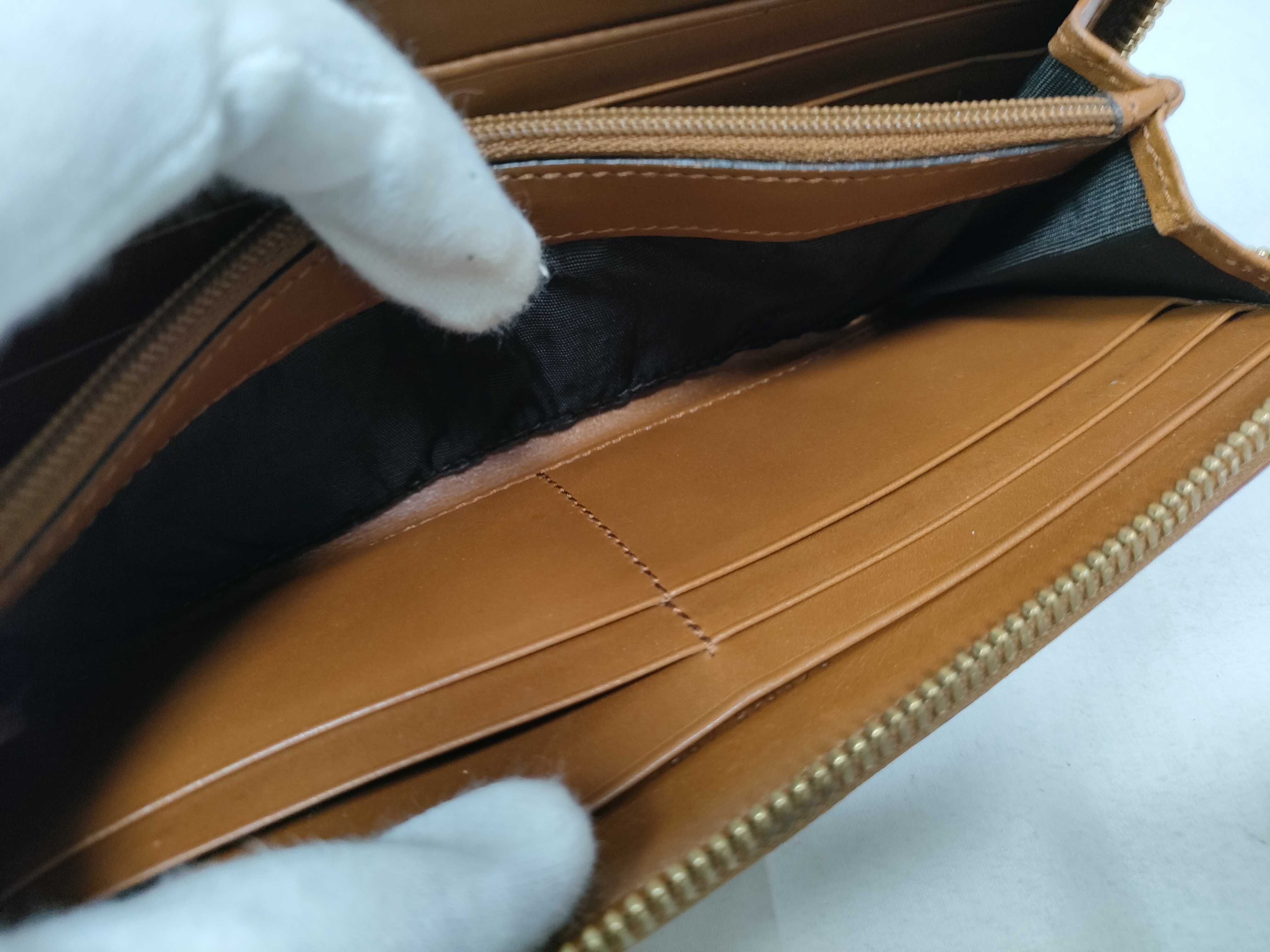 GG Supreme Round Zipper Long Wallet — view 14