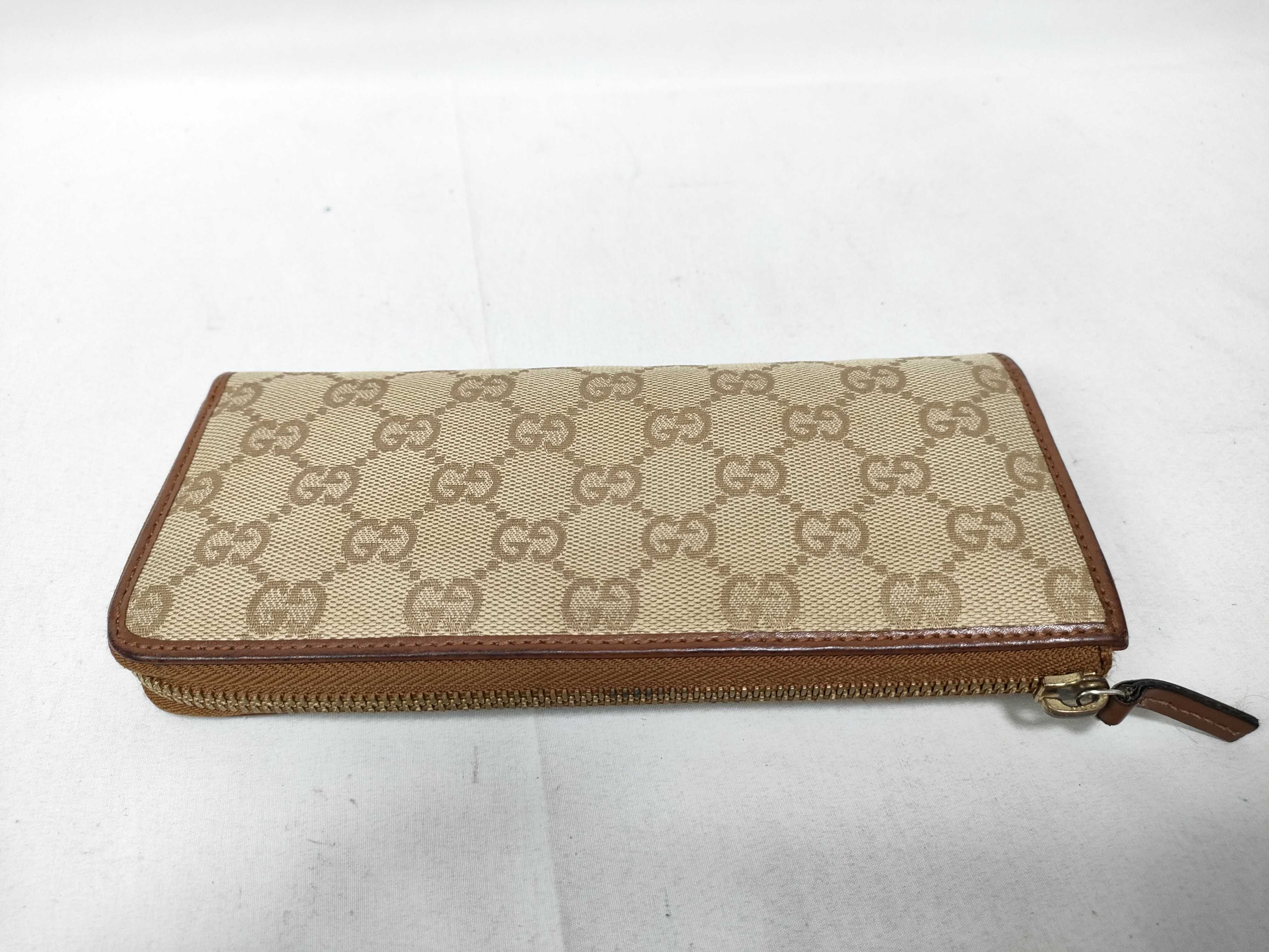 GG Supreme Round Zipper Long Wallet — view 9