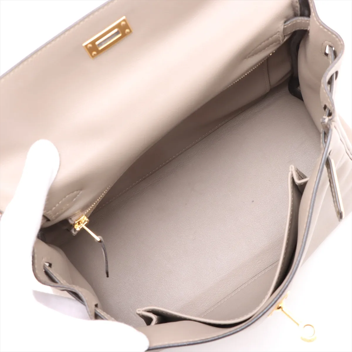 [Individually packaged] Hermes Kelly 25 Letournée, Veau Swift, Tourterelle Grey, Gold Hardware, C: 2018 — view 8
