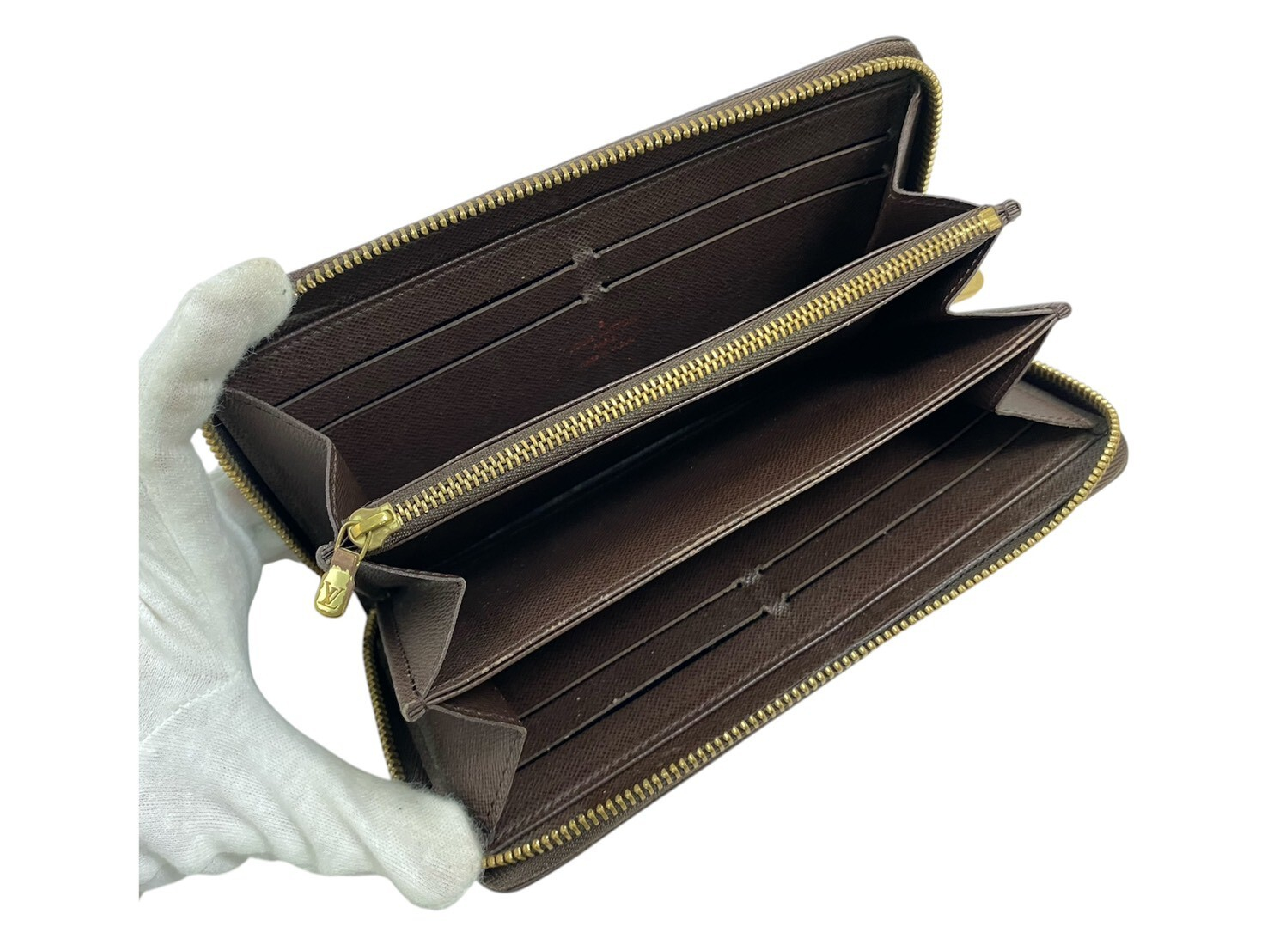 Damier Zippy Wallet — view 5