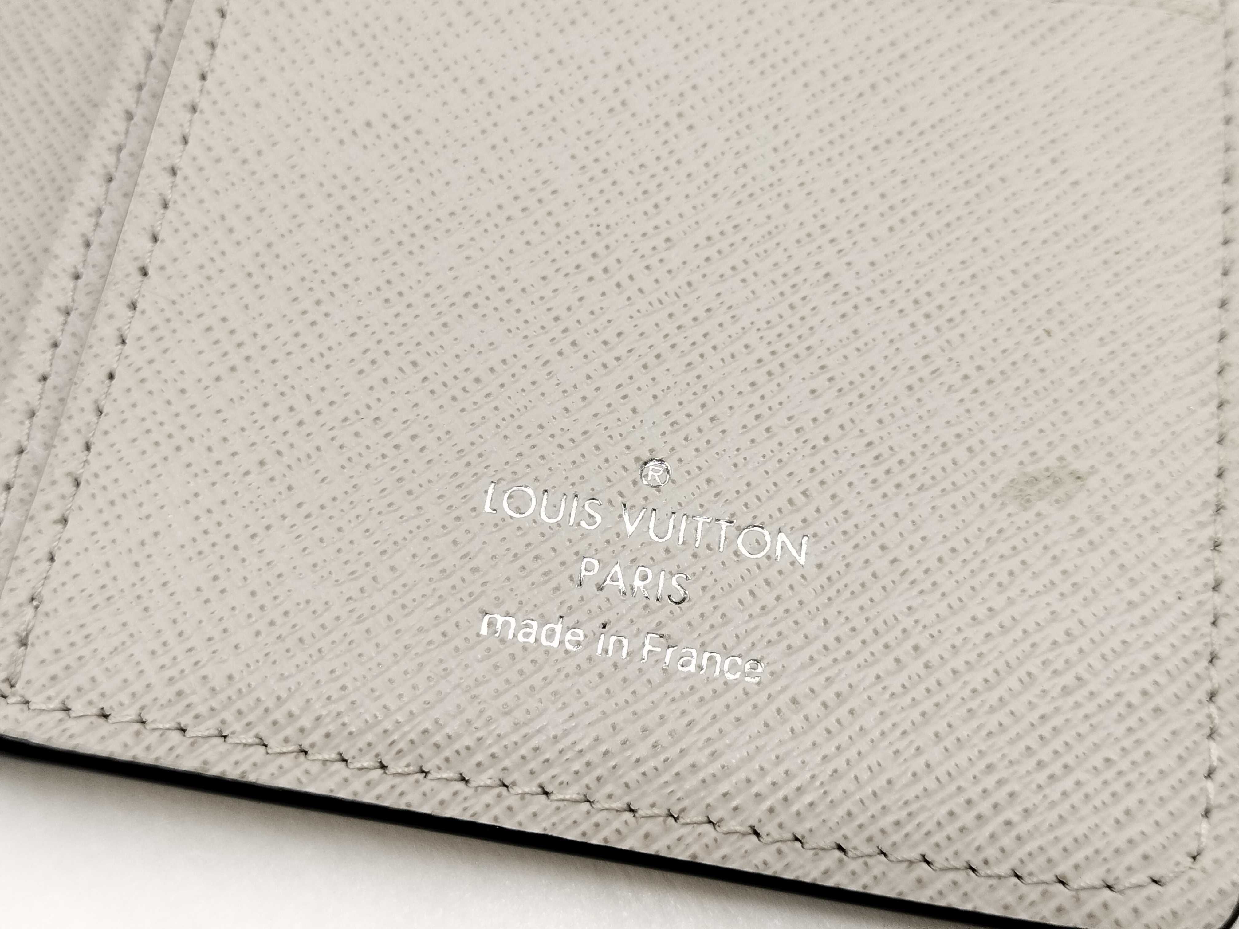 Portefeuille Brazza Long Wallet Taigarama White M30889 Wallet — view 9