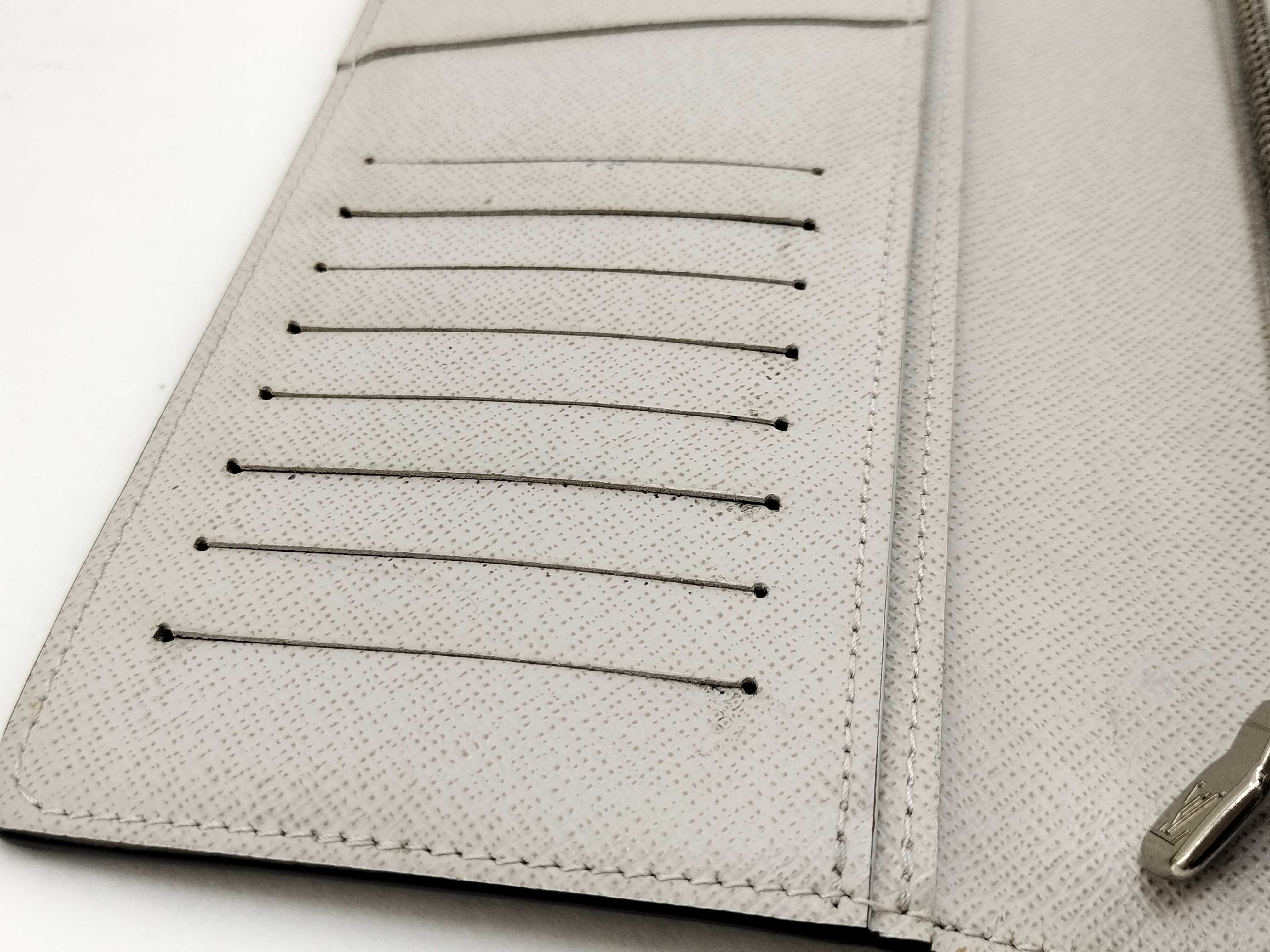 Portefeuille Brazza Long Wallet Taigarama White M30889 Wallet — view 10