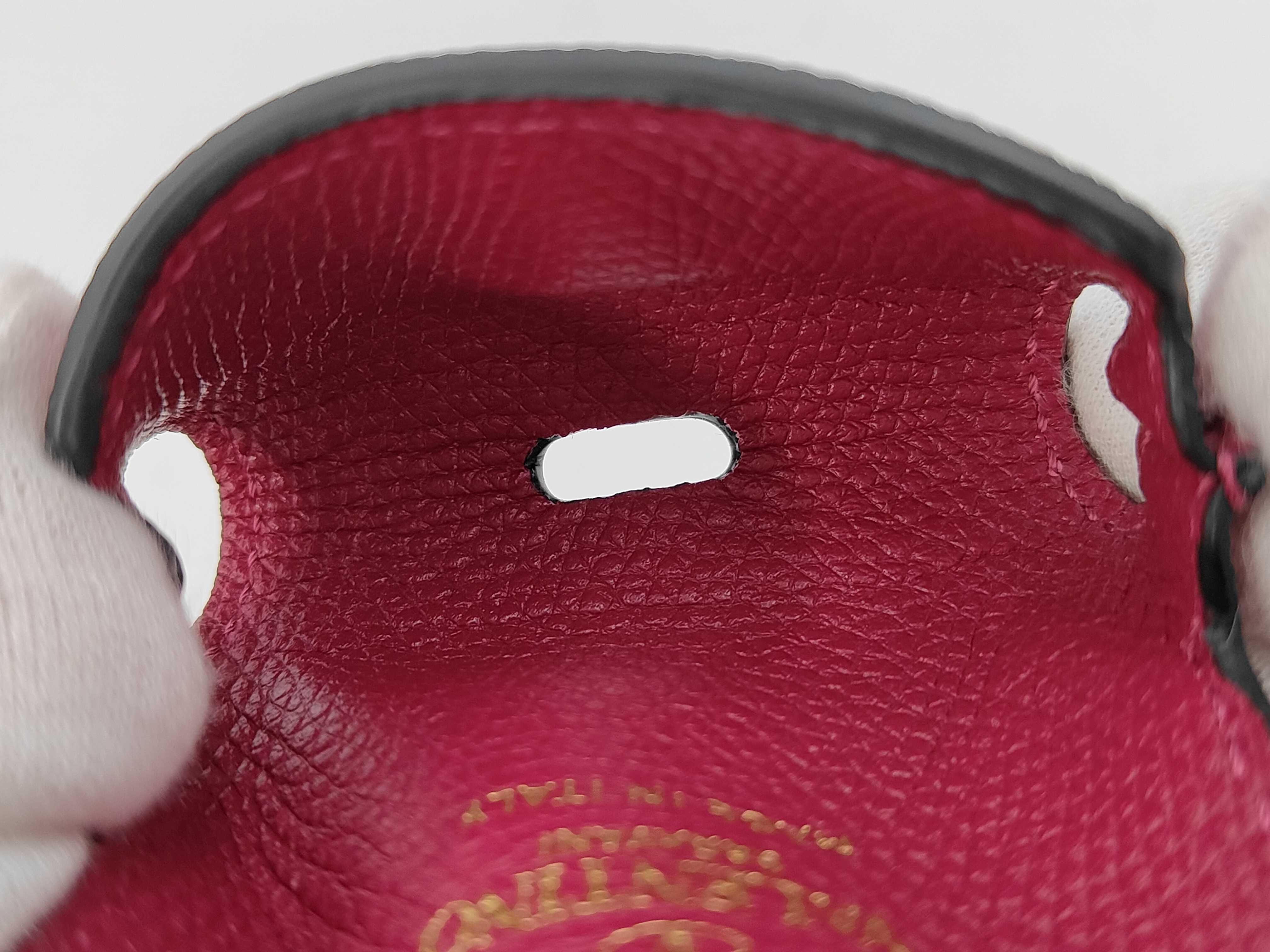 AirPods Case Keychain Pink Other Accessories — view 9