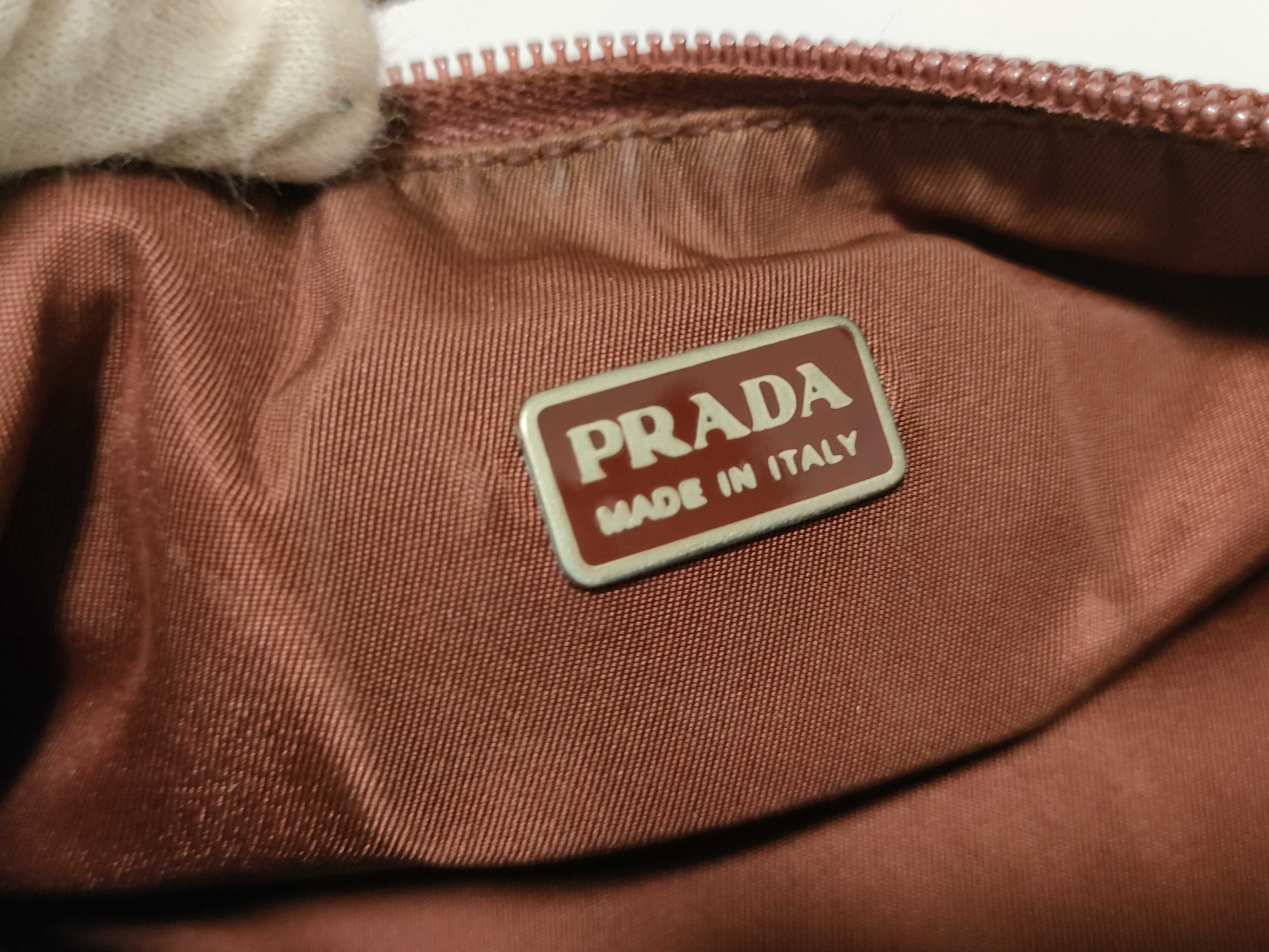 accessory pouch — view 11