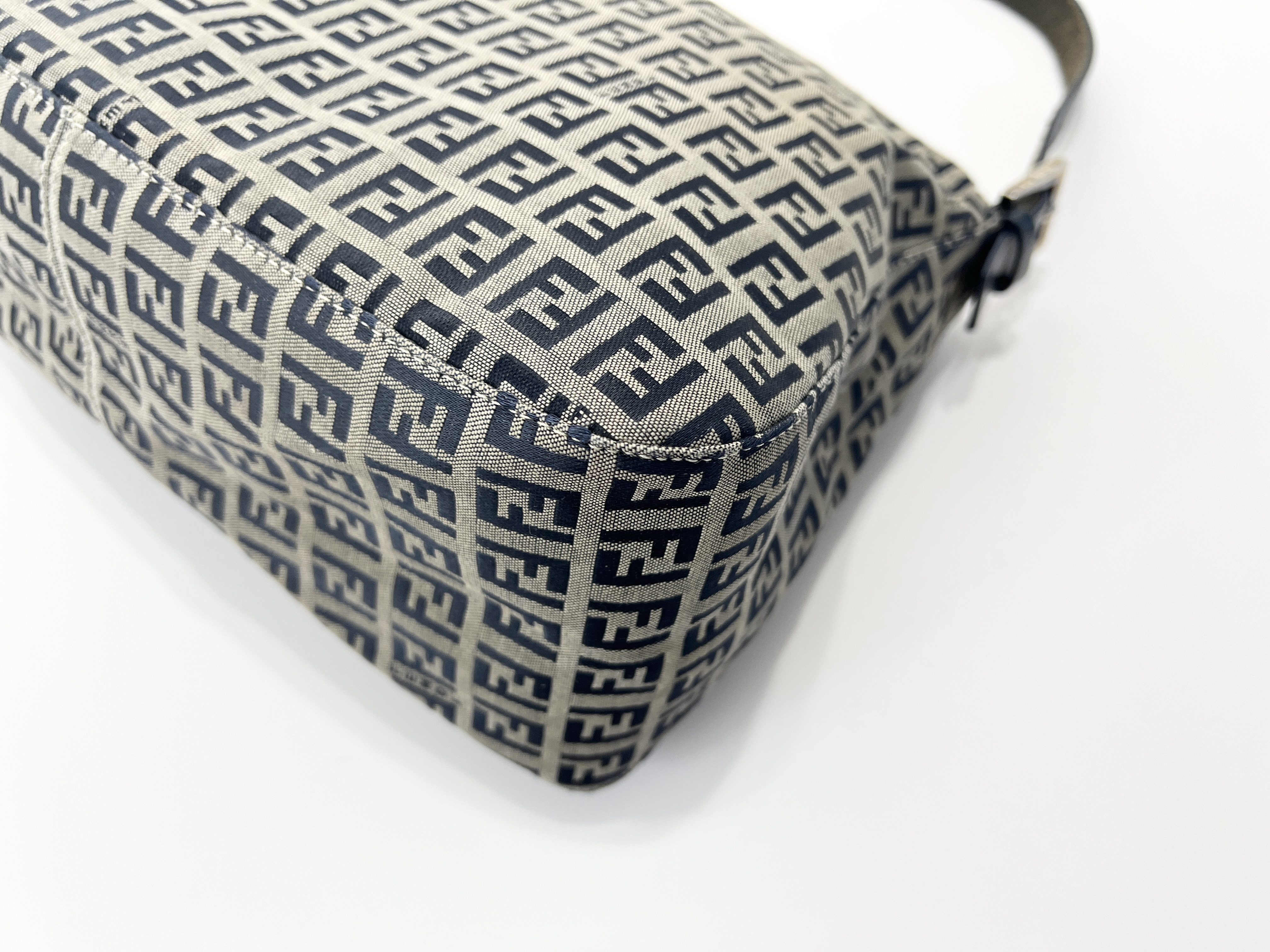 Mamma Bucket Zucchino Zucca Canvas Leather One-Shoulder Bag — view 12