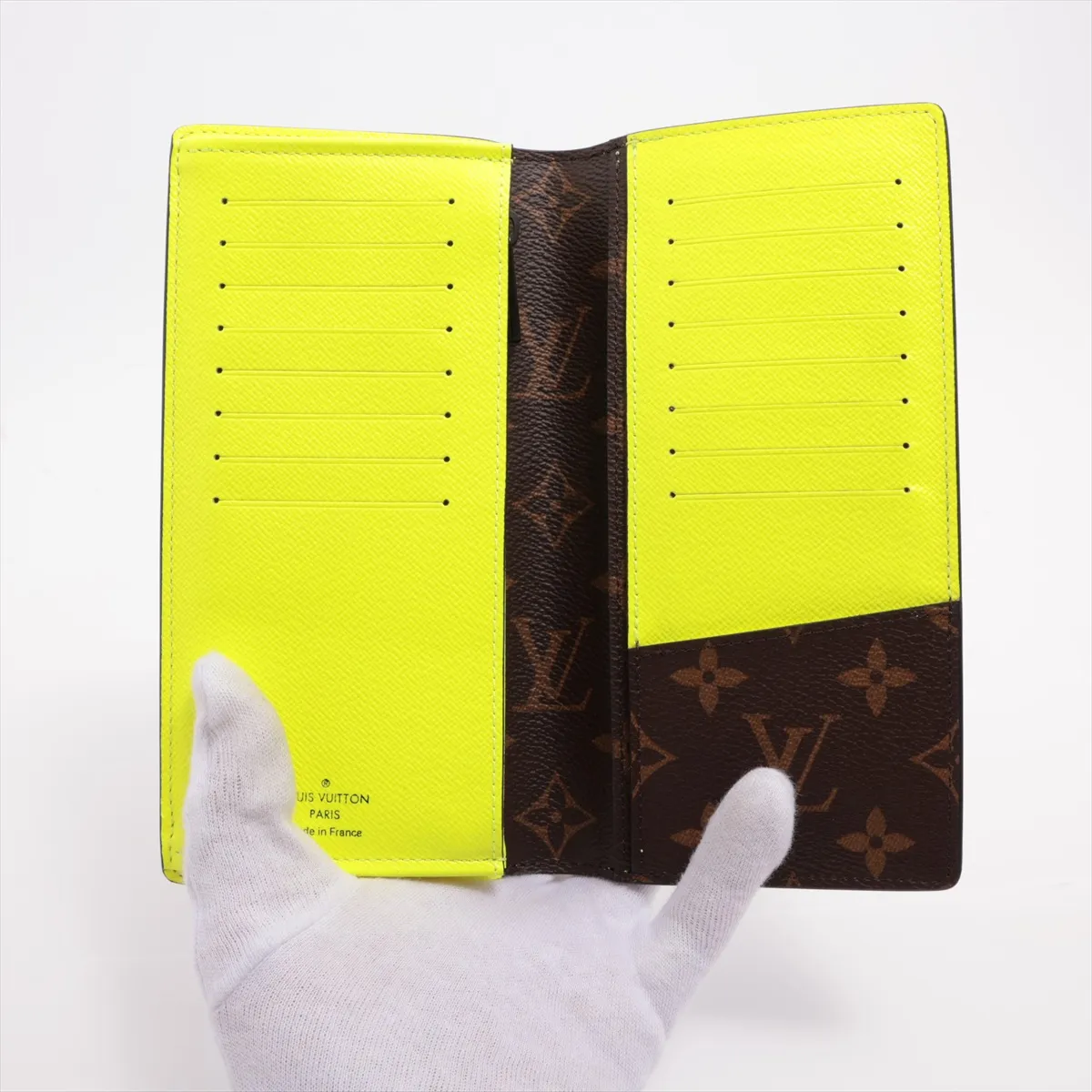 Monogram Macassar Portefeuille Brazza M80790 Brown x Yellow Long Wallet (RFID detected) — view 3